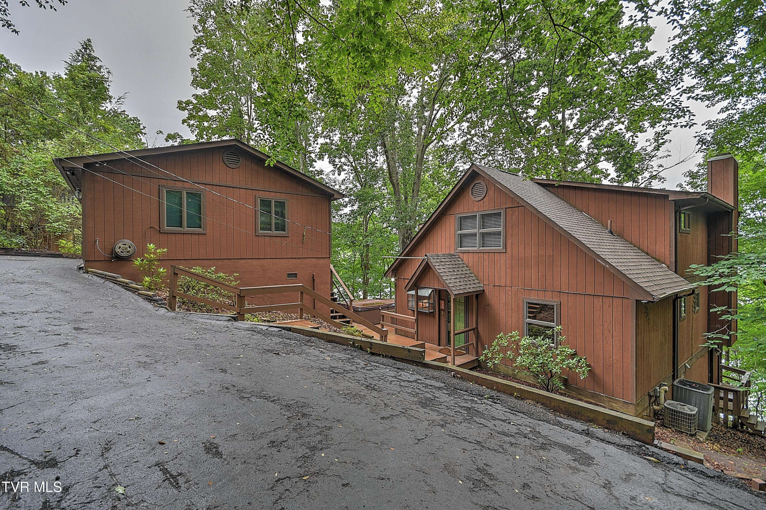 Piney Flats, TN 37686,490 Hideaway Farm RD