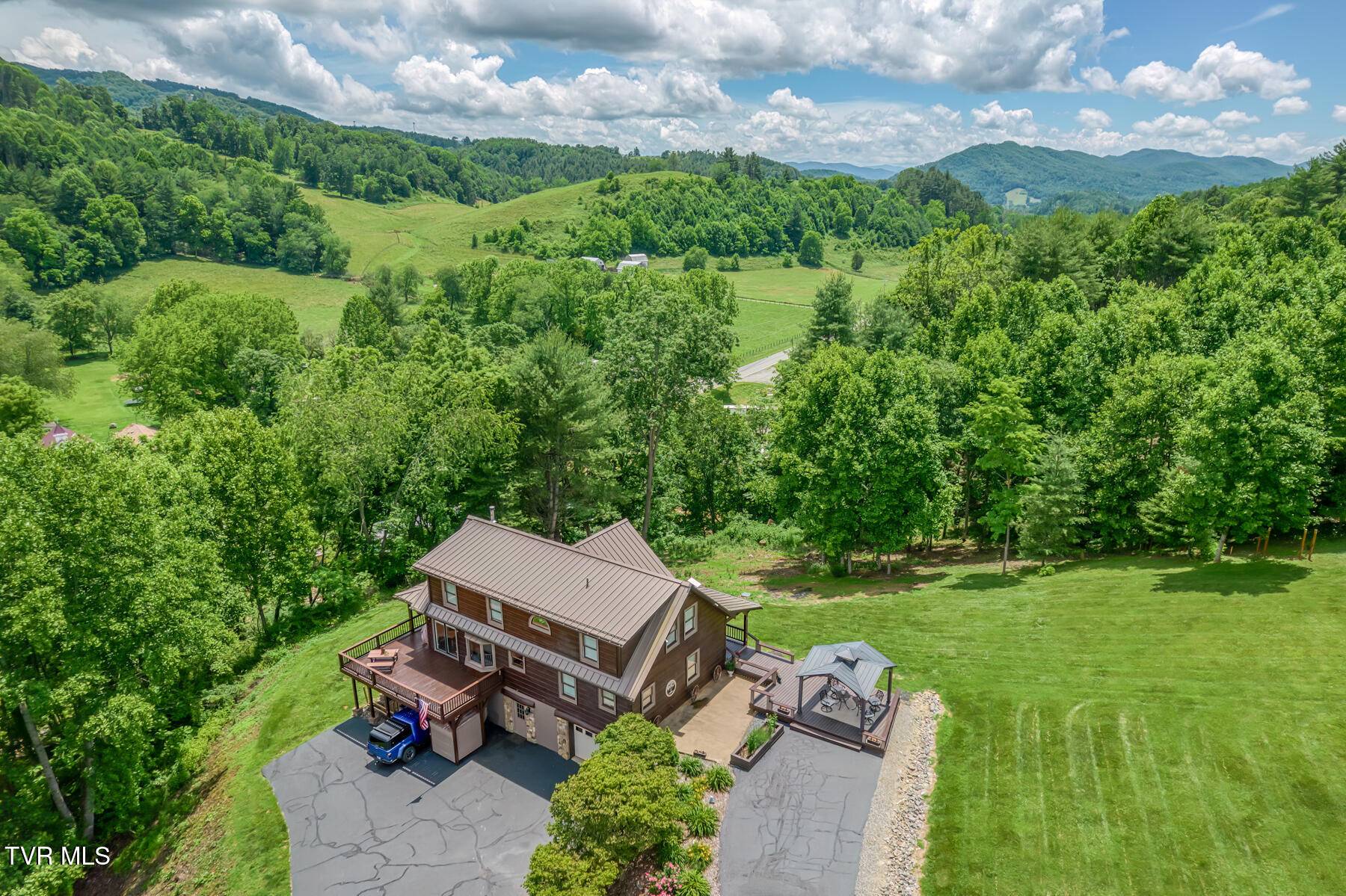 Mountain City, TN 37683,193 Buffalo Run