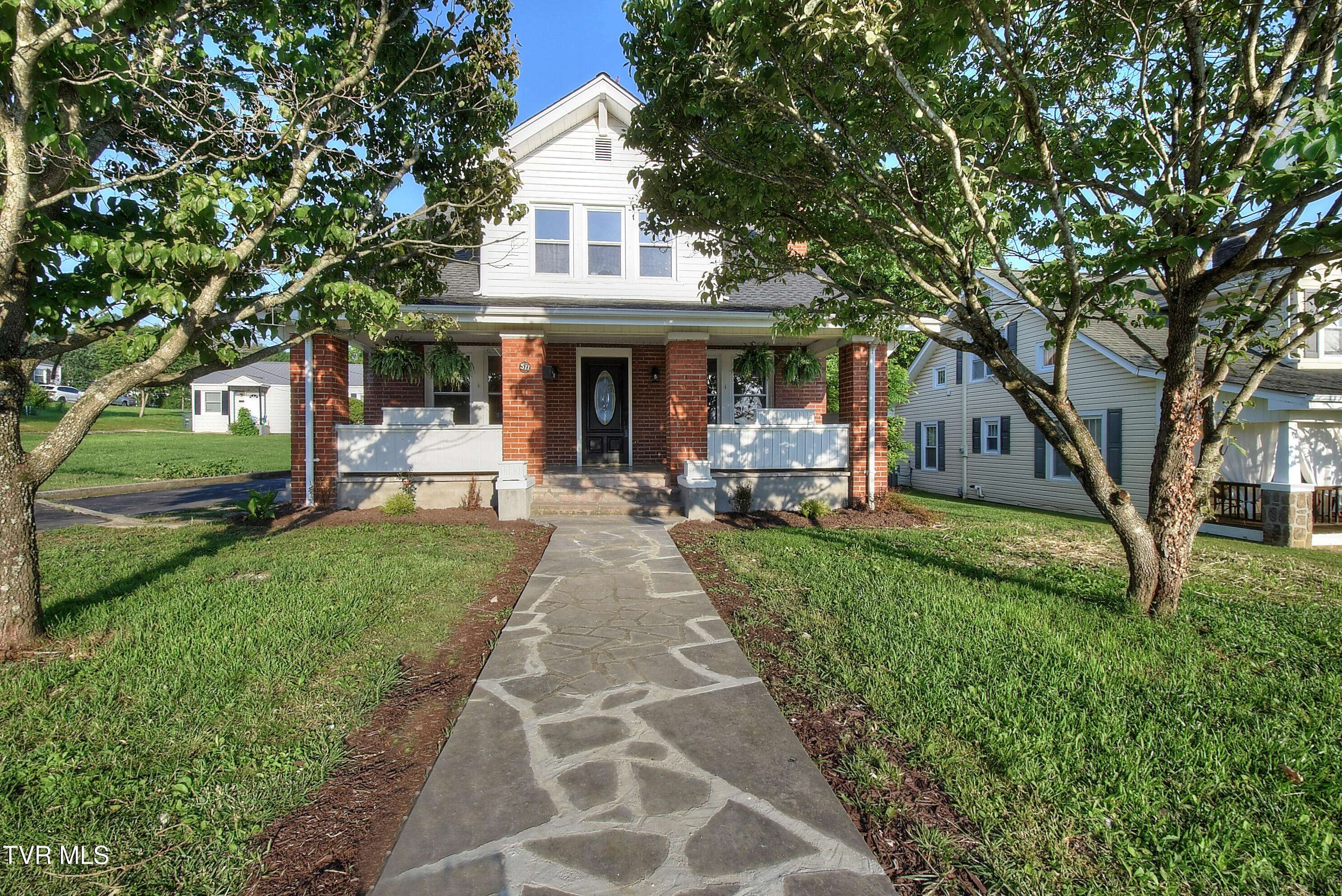 Elizabethton, TN 37643,511 Watauga AVE