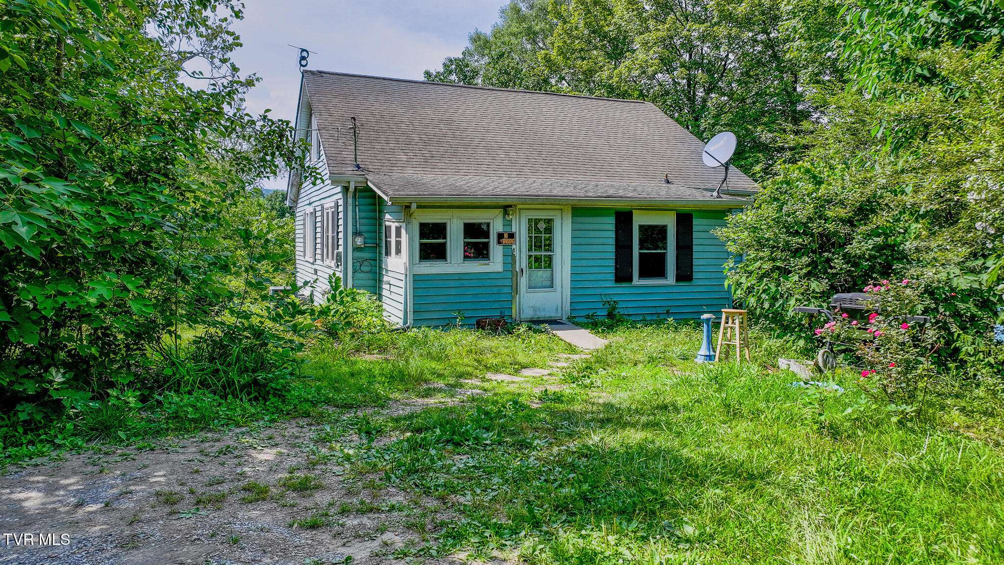 Kingsport, TN 37660,1227 Eastman RD