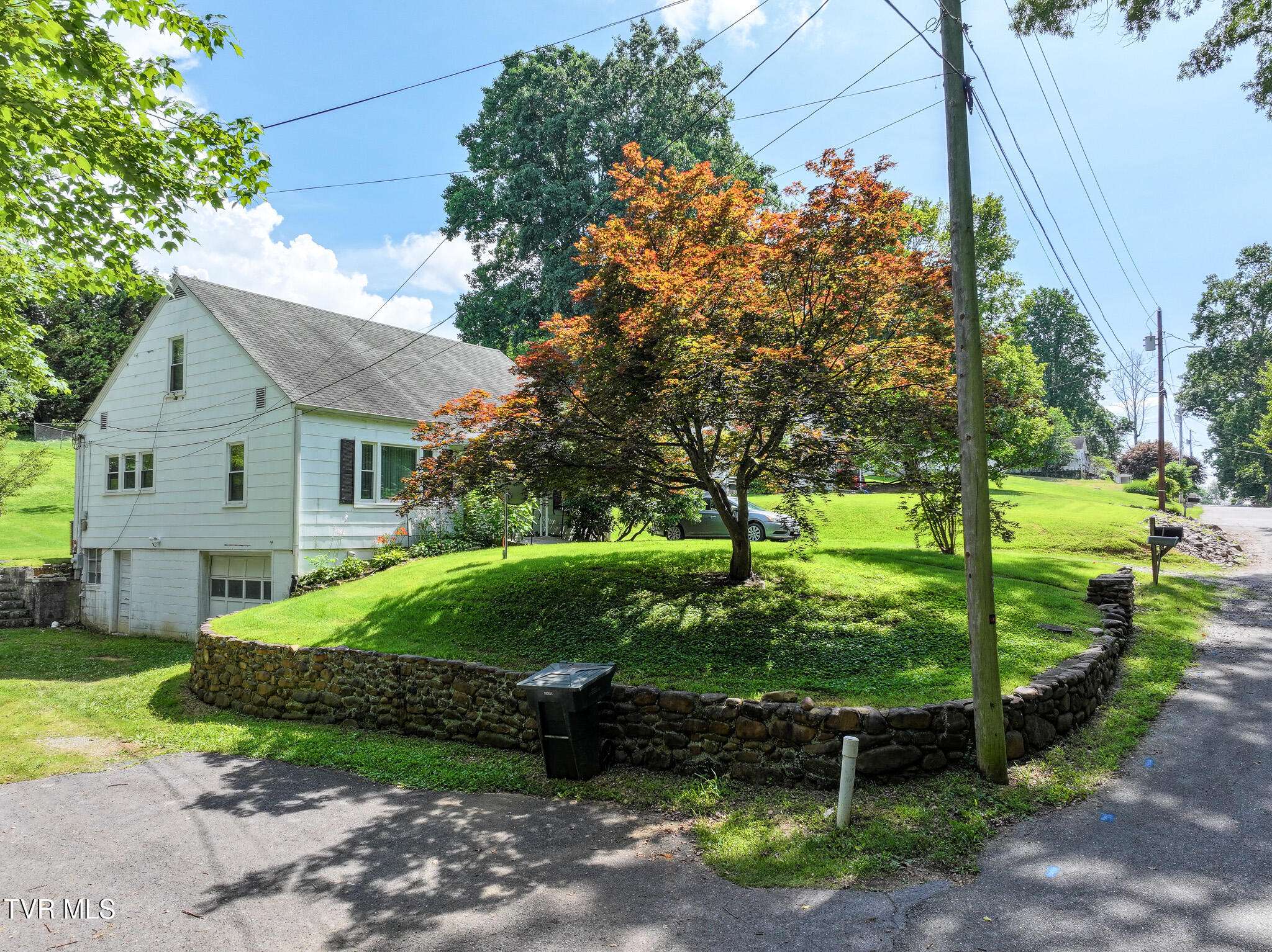 Greeneville, TN 37743,1260 Robinhood RD