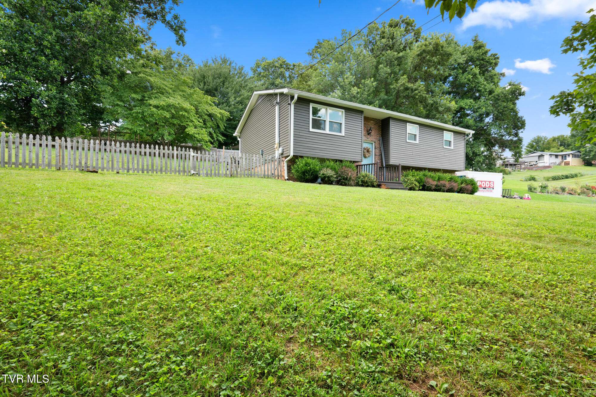 Kingsport, TN 37663,3020 Ridgemont CIR