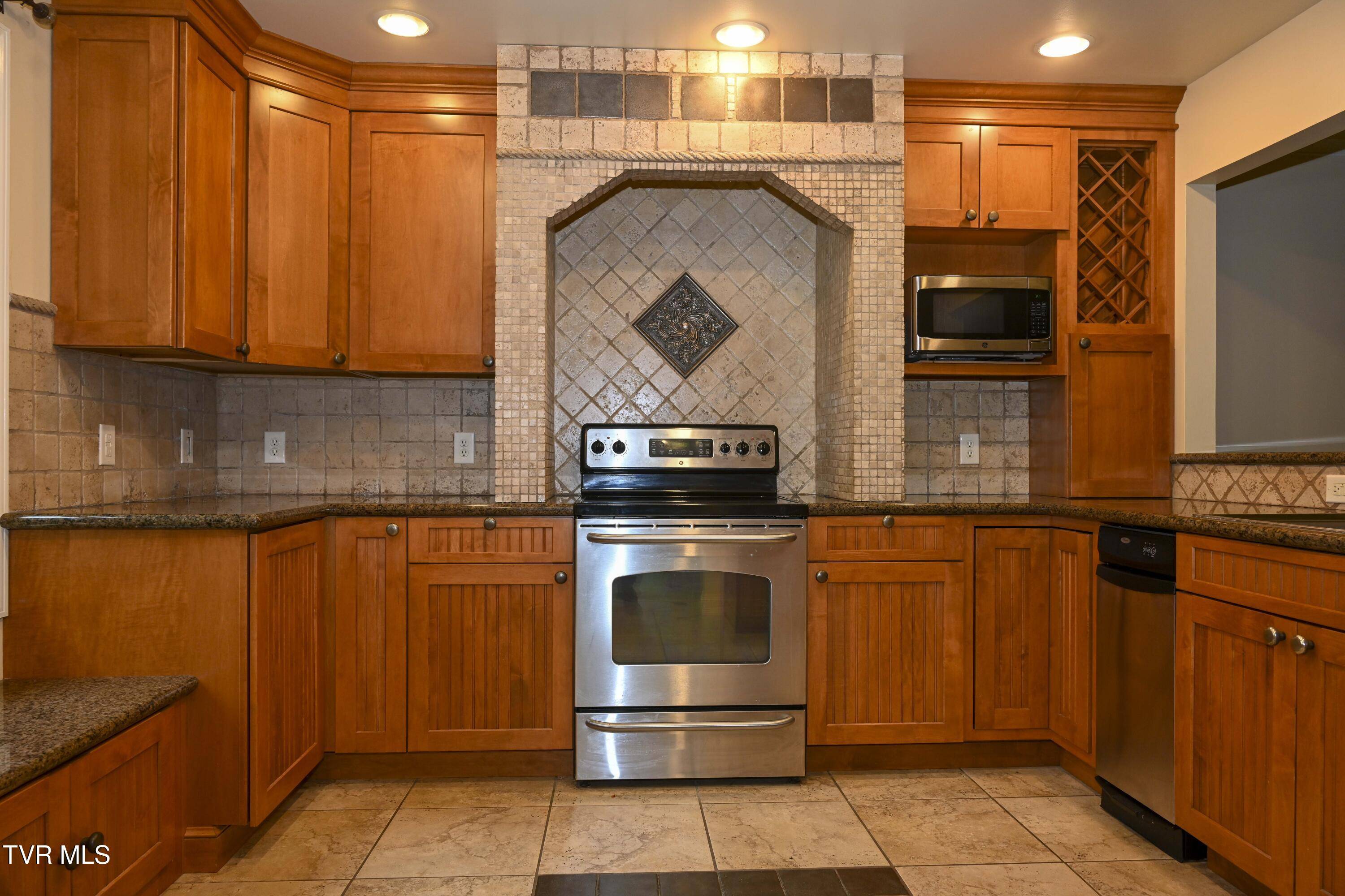 Lebanon, VA 24266,48 Wood Land CIR