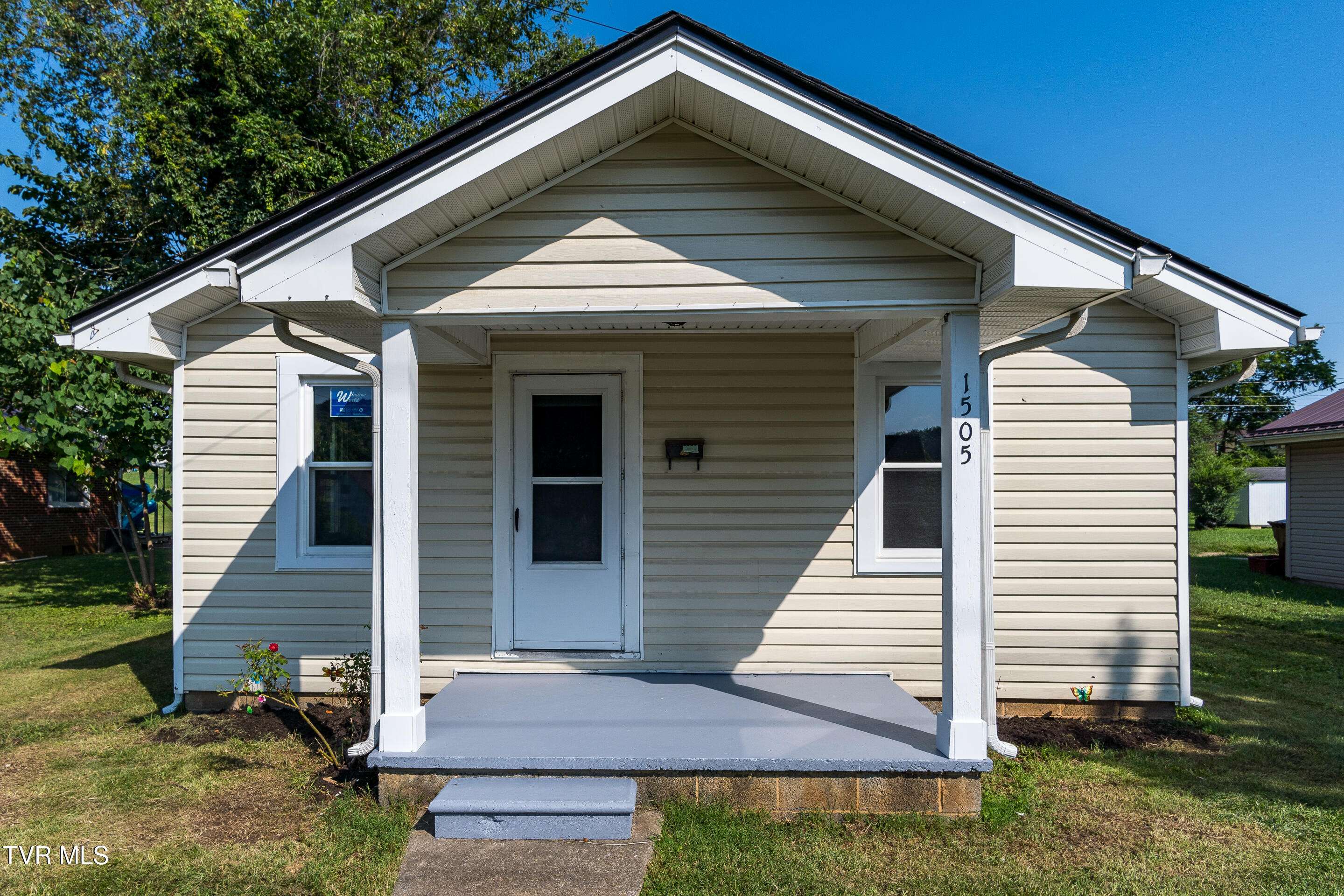 Johnson City, TN 37601,1505 Fairview AVE