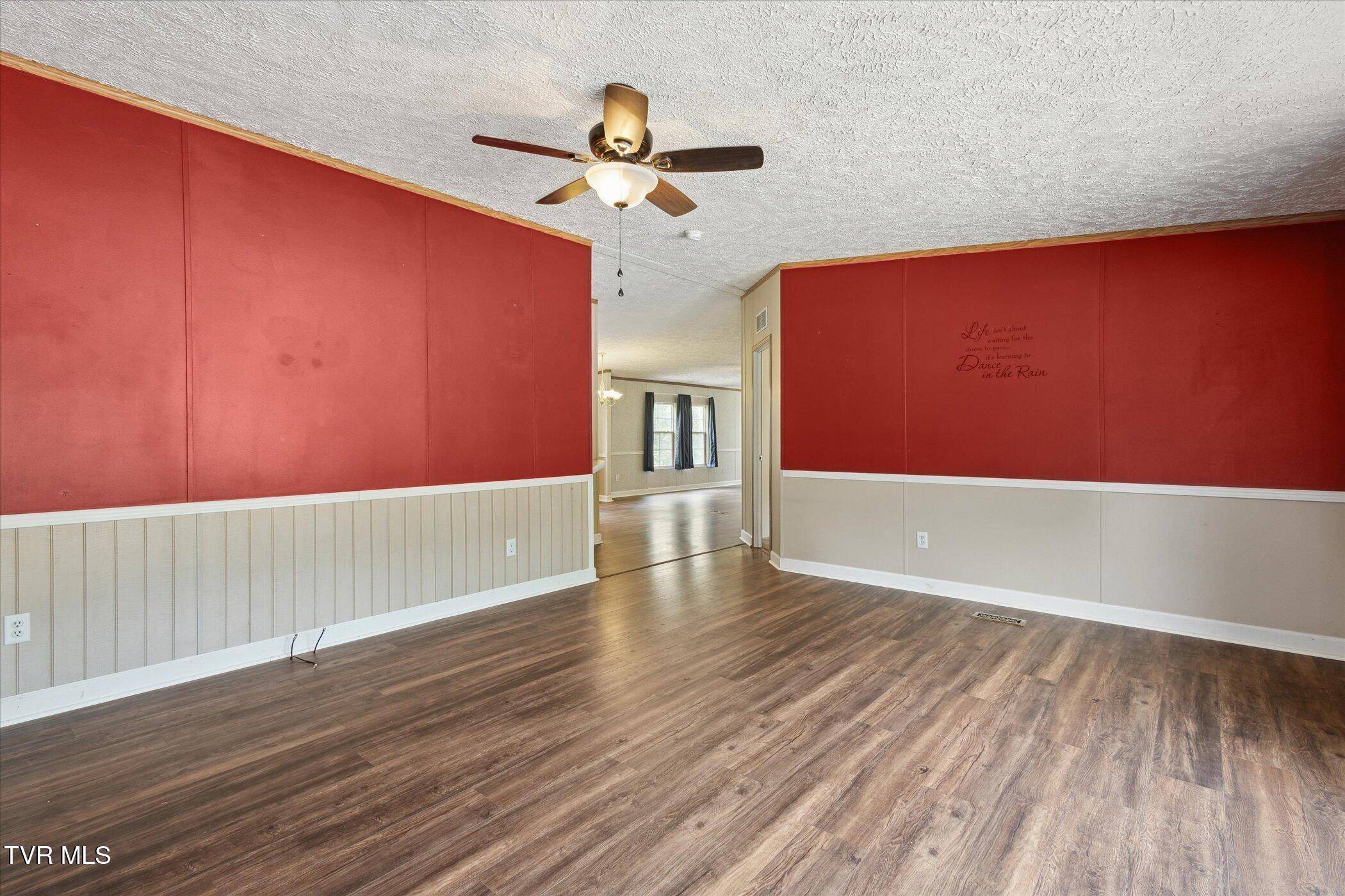 Kingsport, TN 37660,4035 Ridge RD
