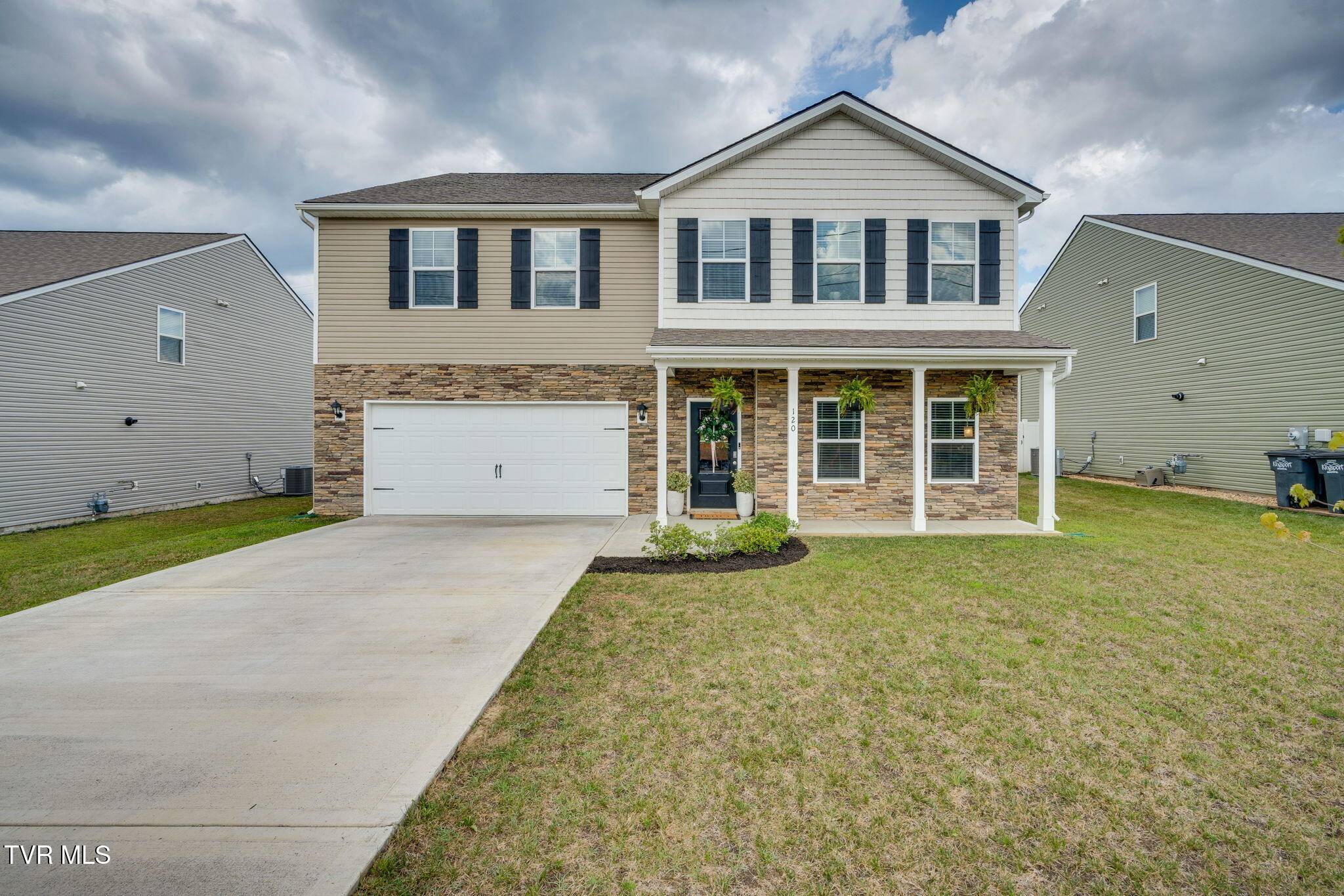 Kingsport, TN 37663,120 Breckenridge