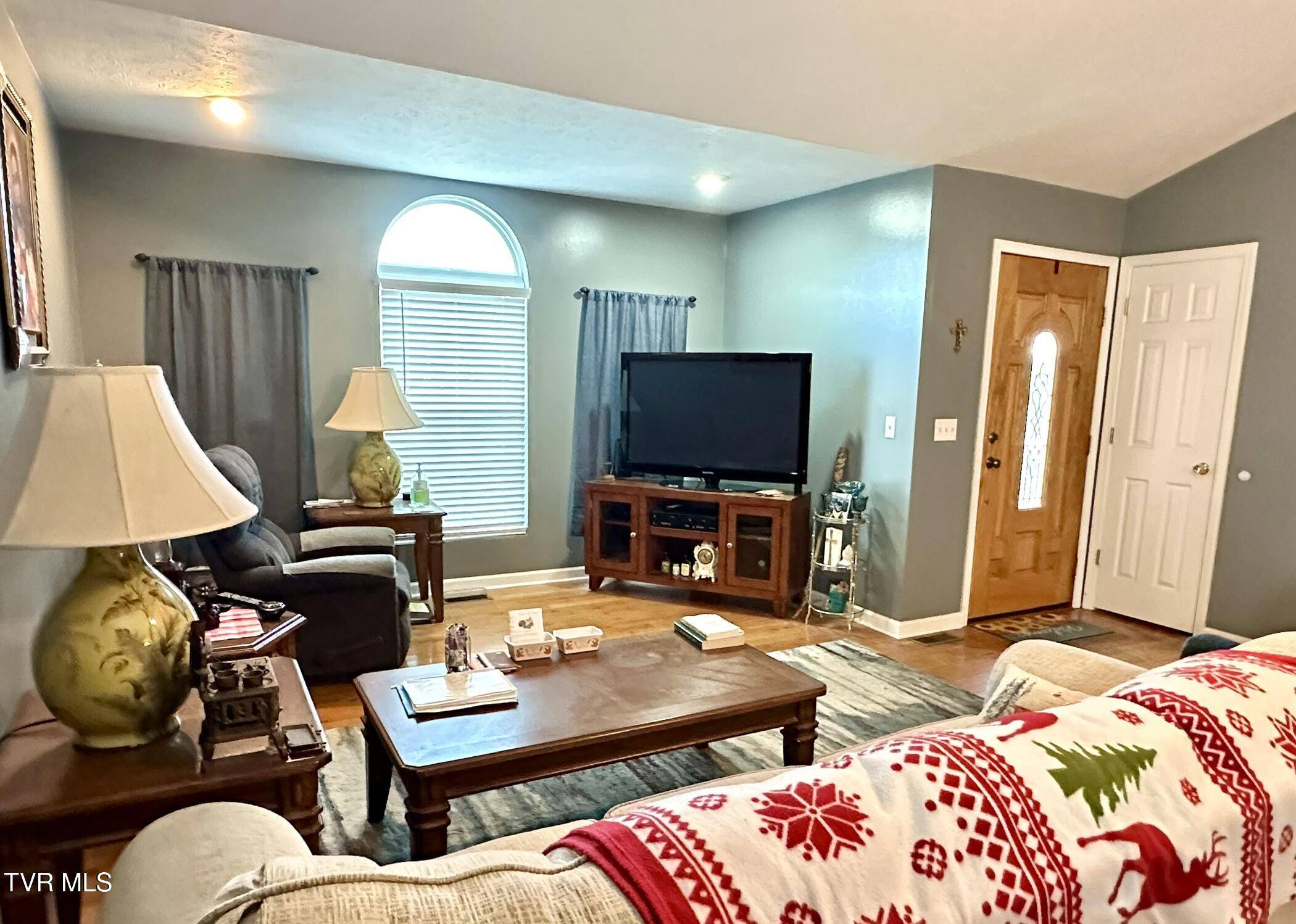 Jefferson City, TN 37760,228 Dumplin Valley RD