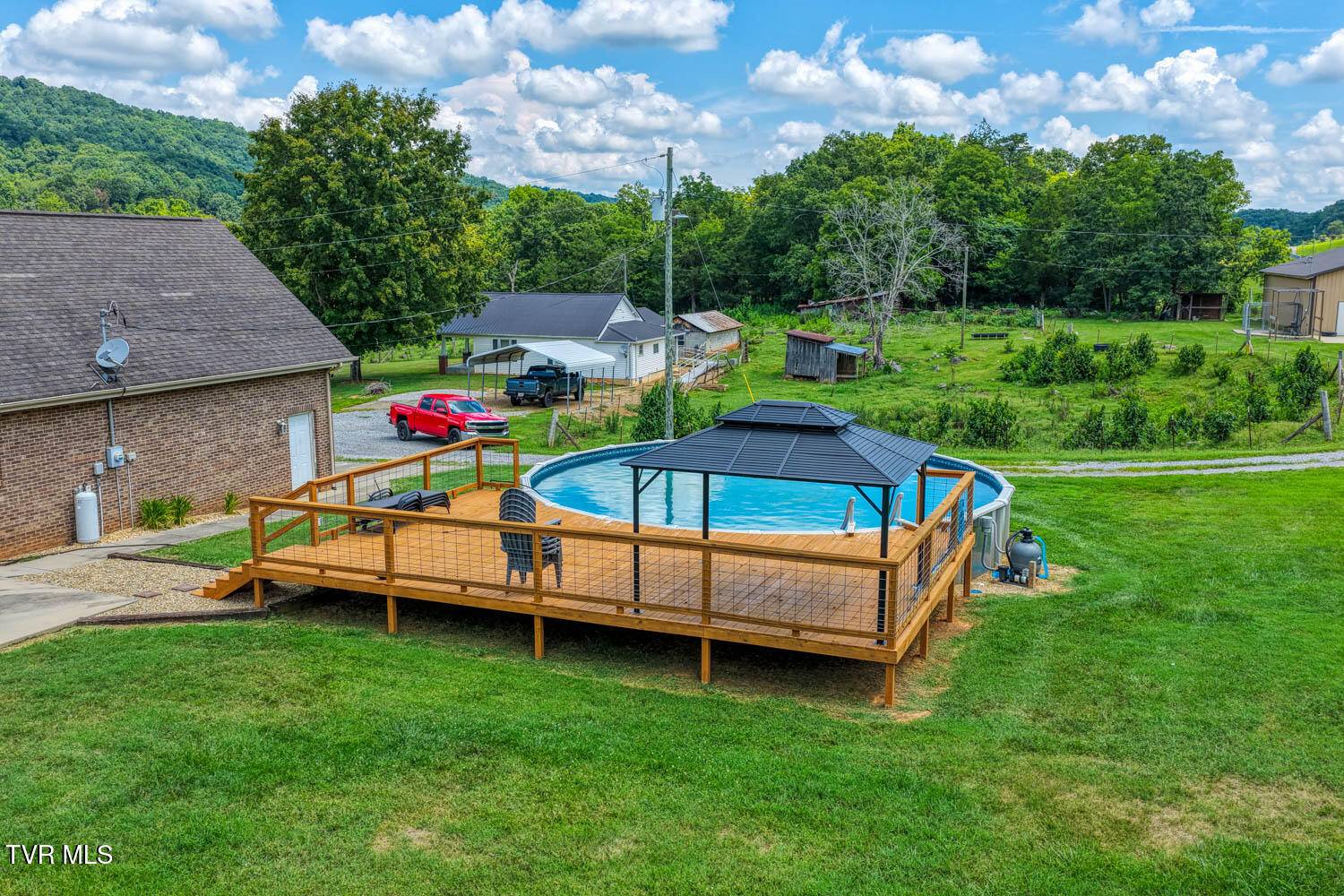 Whitesburg, TN 37891,293 Lee Valley RD