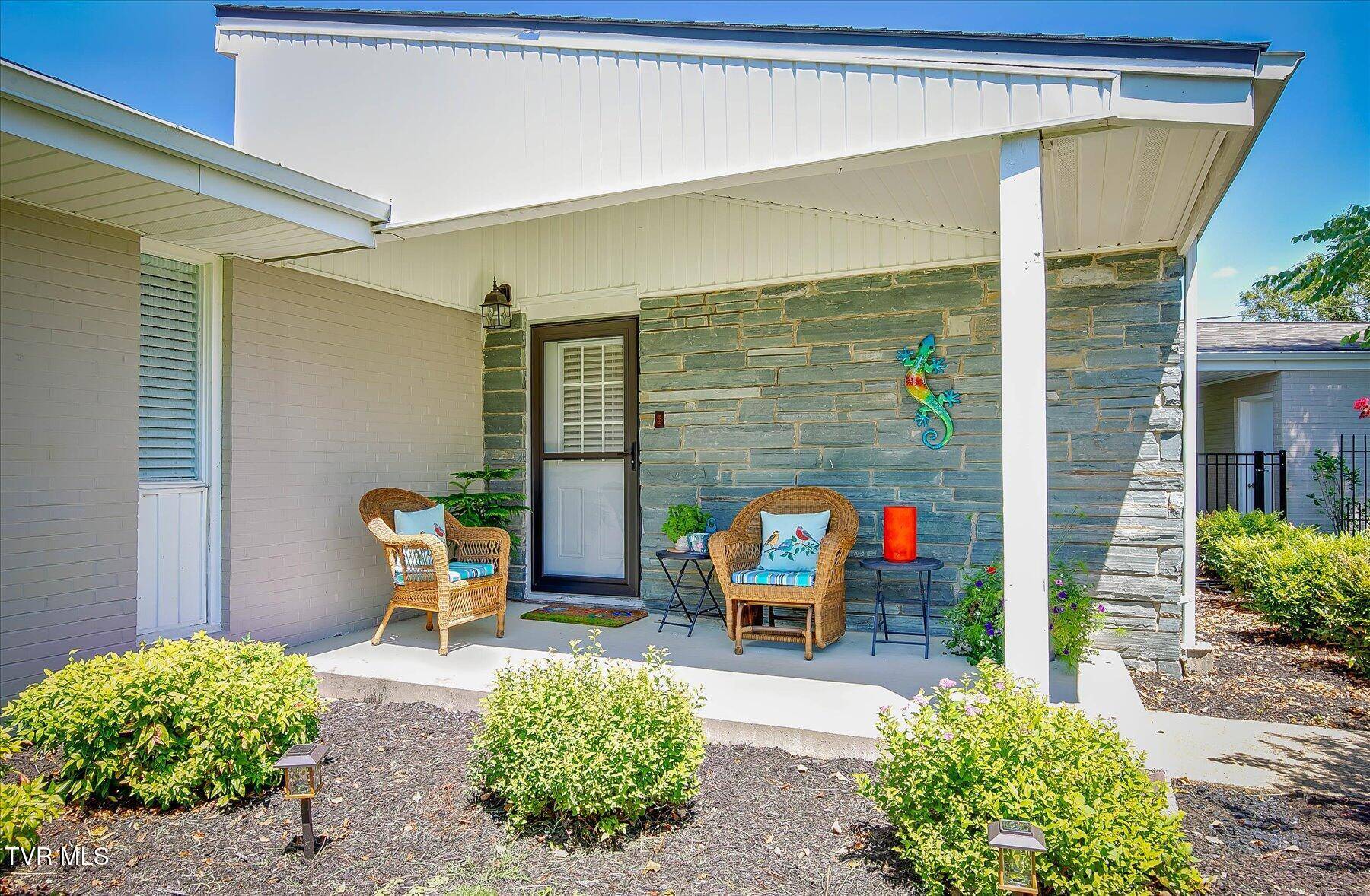 Kingsport, TN 37660,320 High Ridge RD