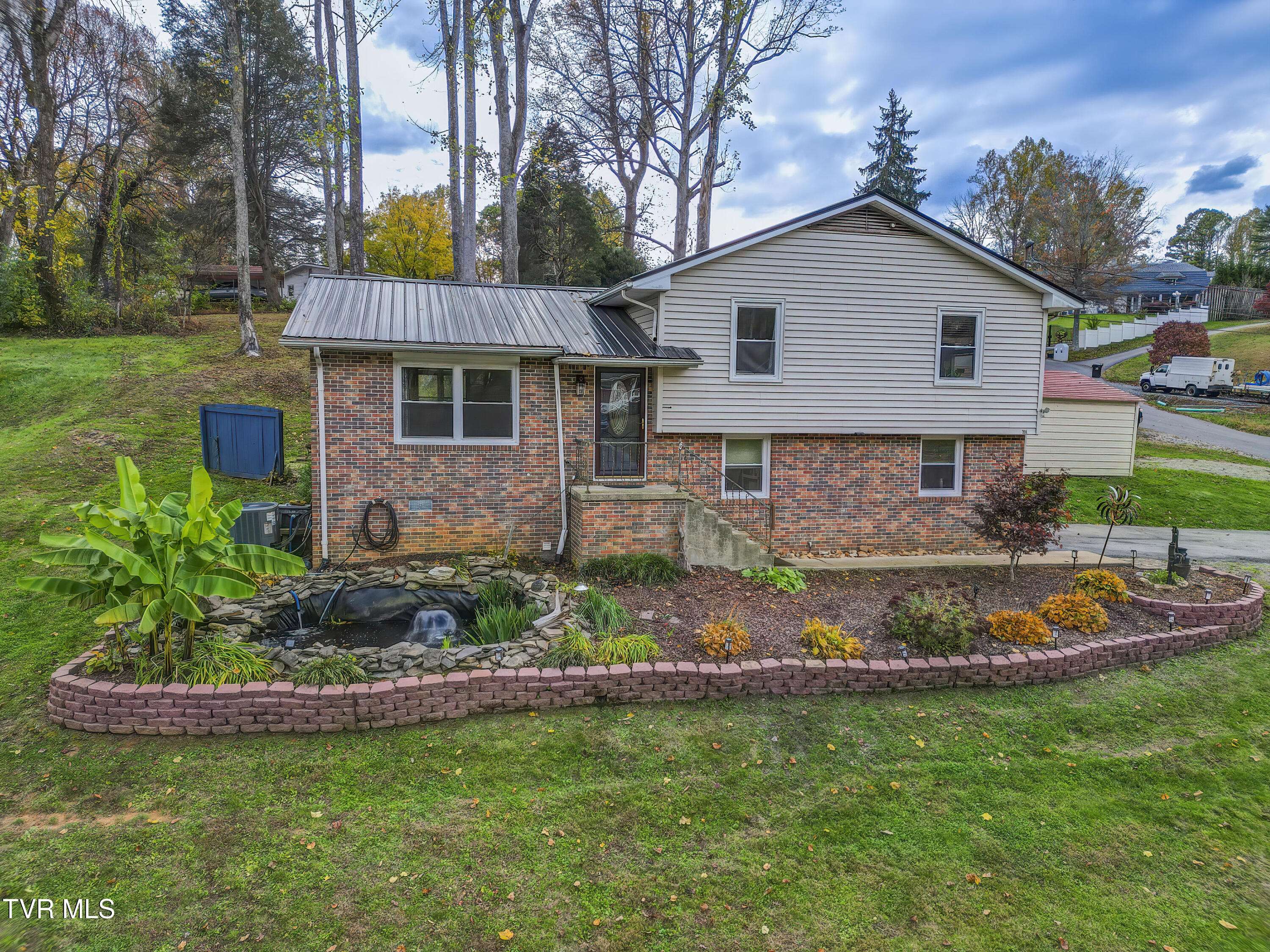 Bristol, TN 37620,304 Deerfield DR