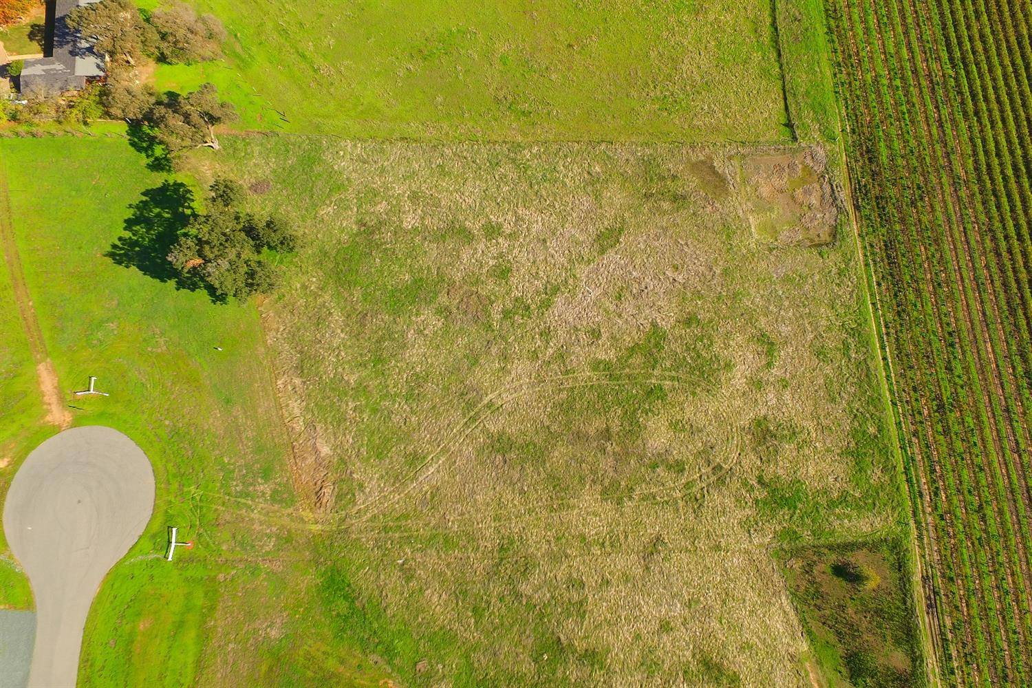 Clements, CA 95227,19012 E Sierra View CT