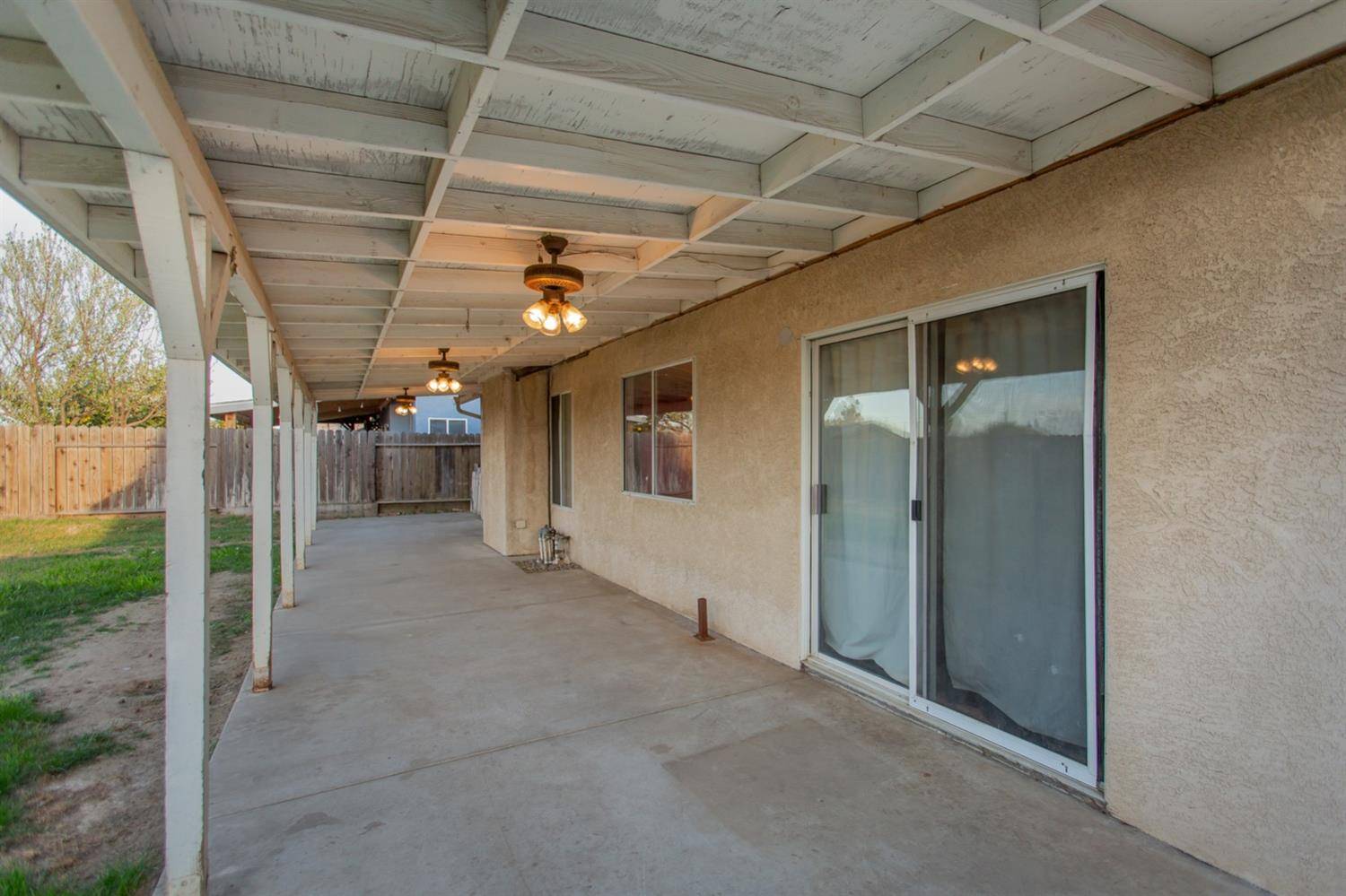 Delhi, CA 95315,16764 Bradford CT