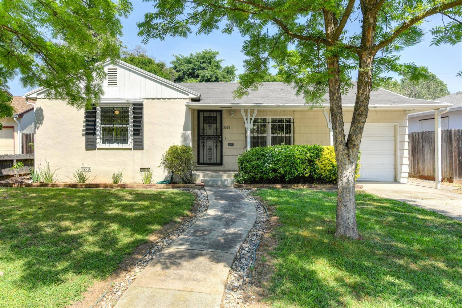 Sacramento, CA 95820,5053 48th ST