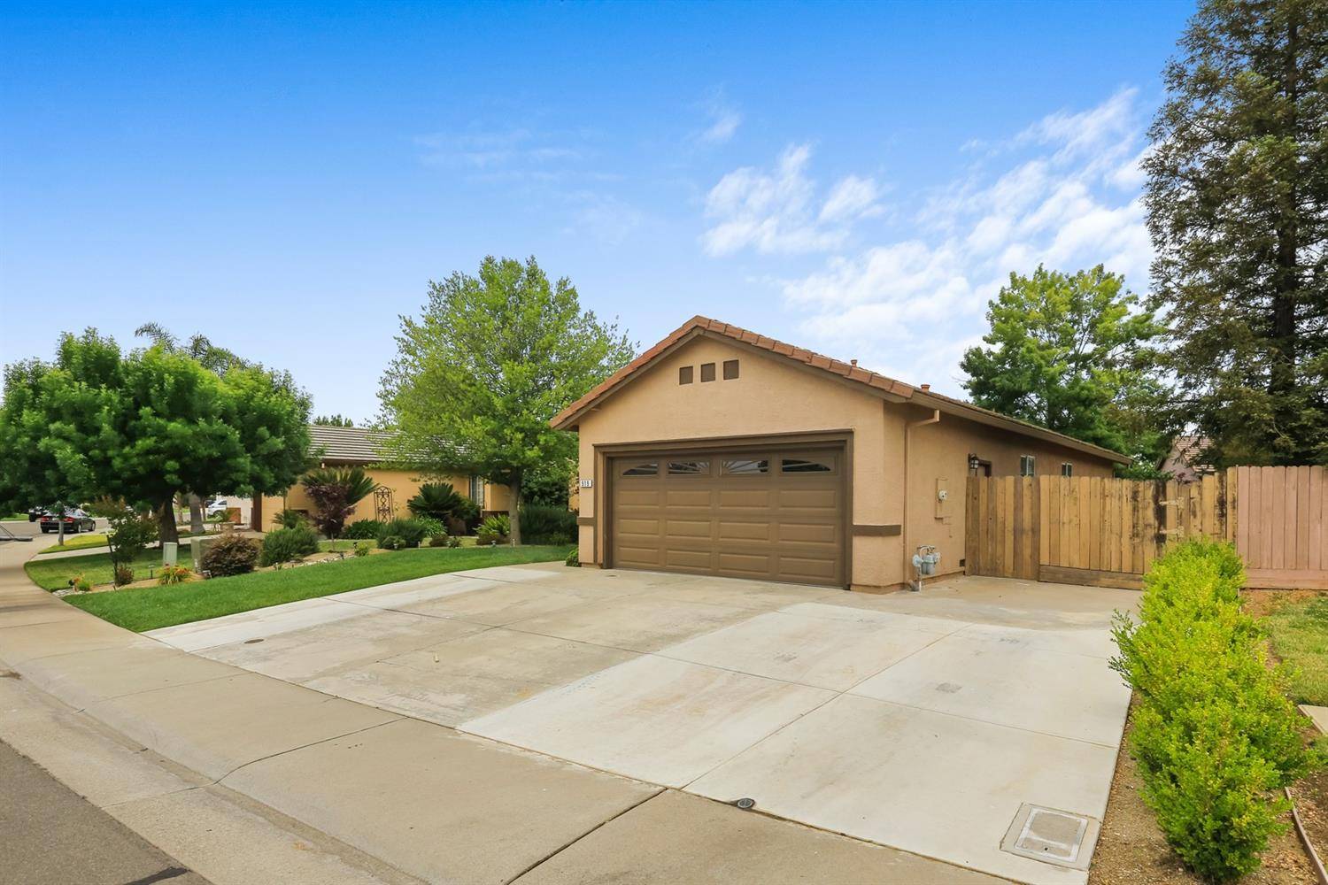 Galt, CA 95632,919 Koralla CT