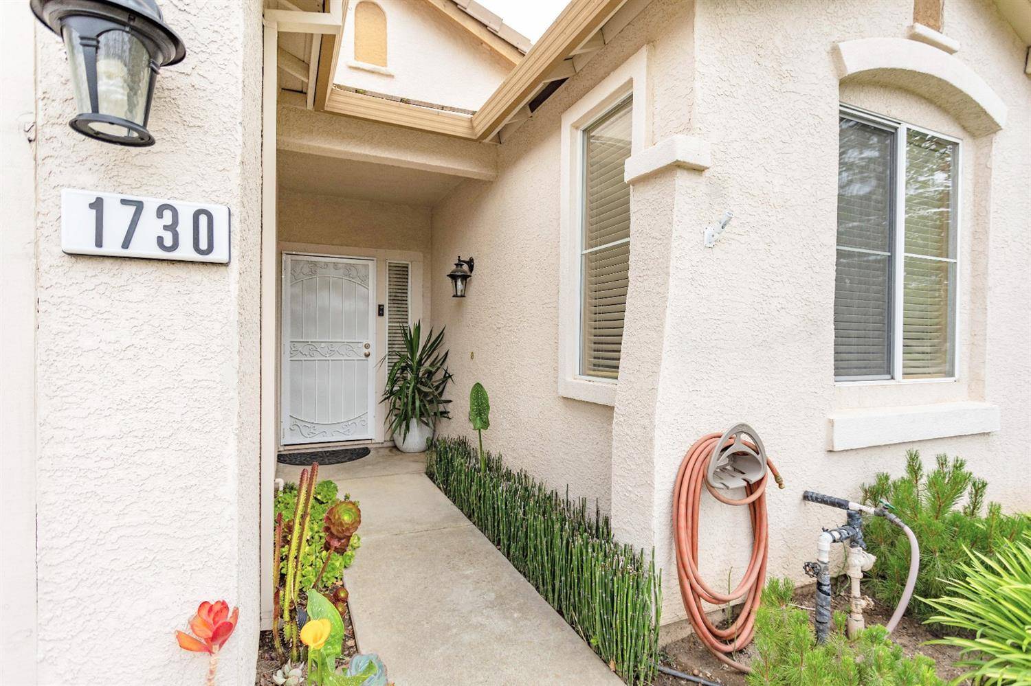 Roseville, CA 95747,1730 Luton DR