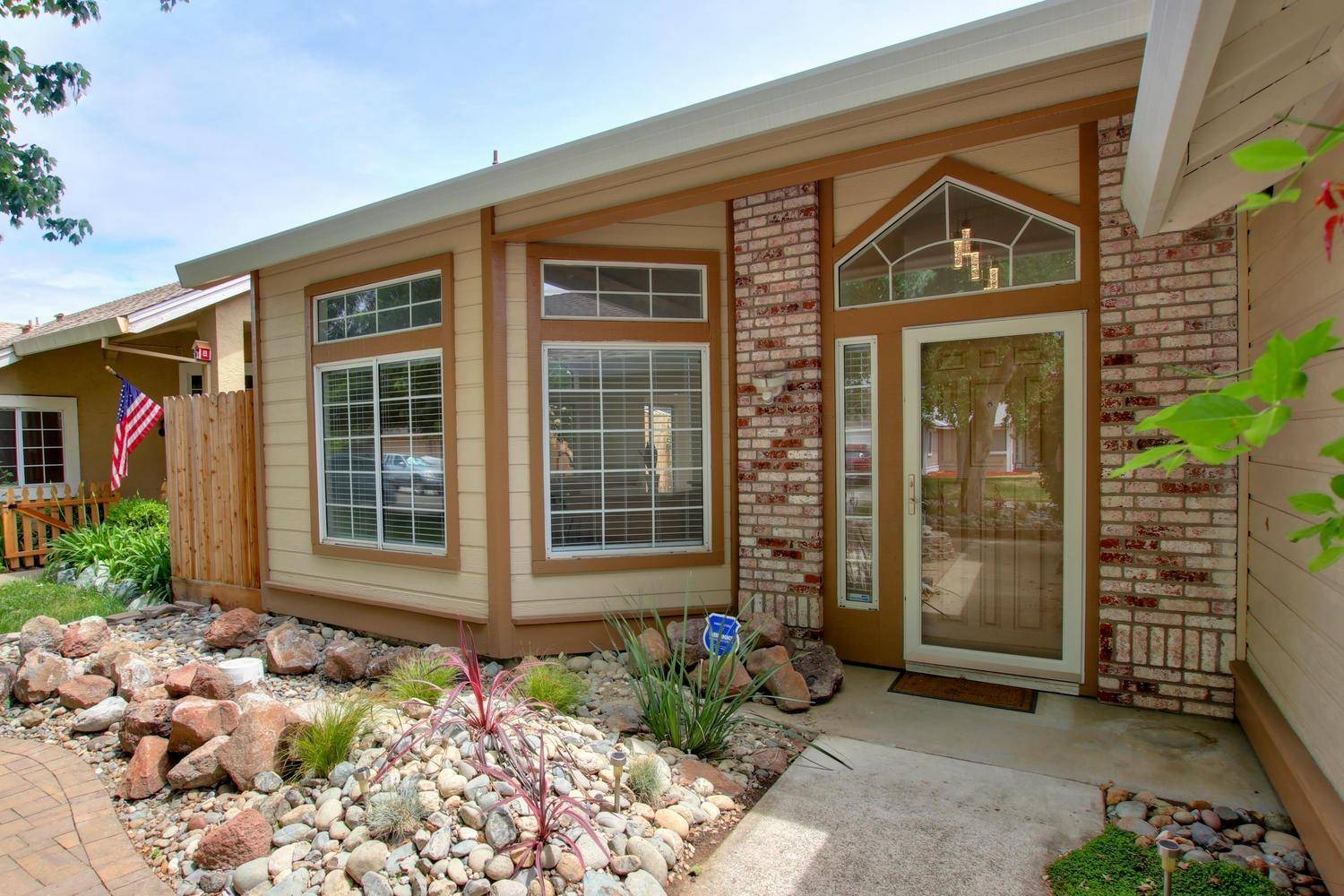 Antelope, CA 95843,7668 Eagle Point WAY