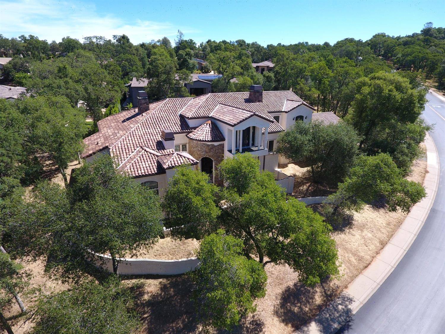 El Dorado Hills, CA 95762,3924 Greenview Drive