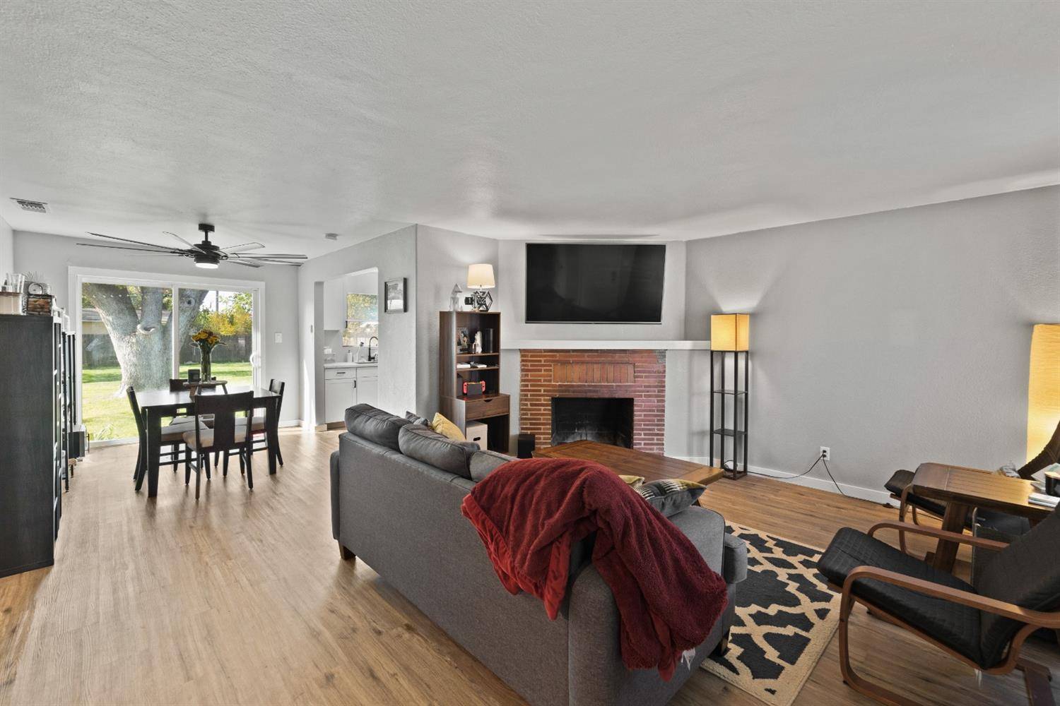 Sacramento, CA 95838,3737 Schutt WAY