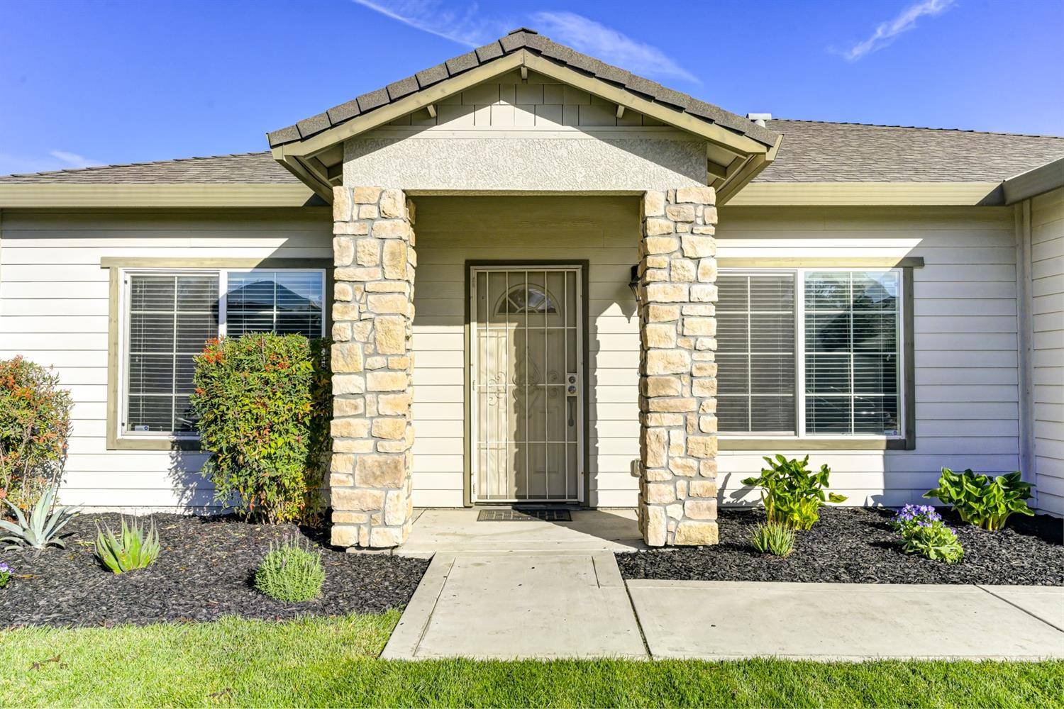 Sacramento, CA 95838,847 Rio Robles AVE