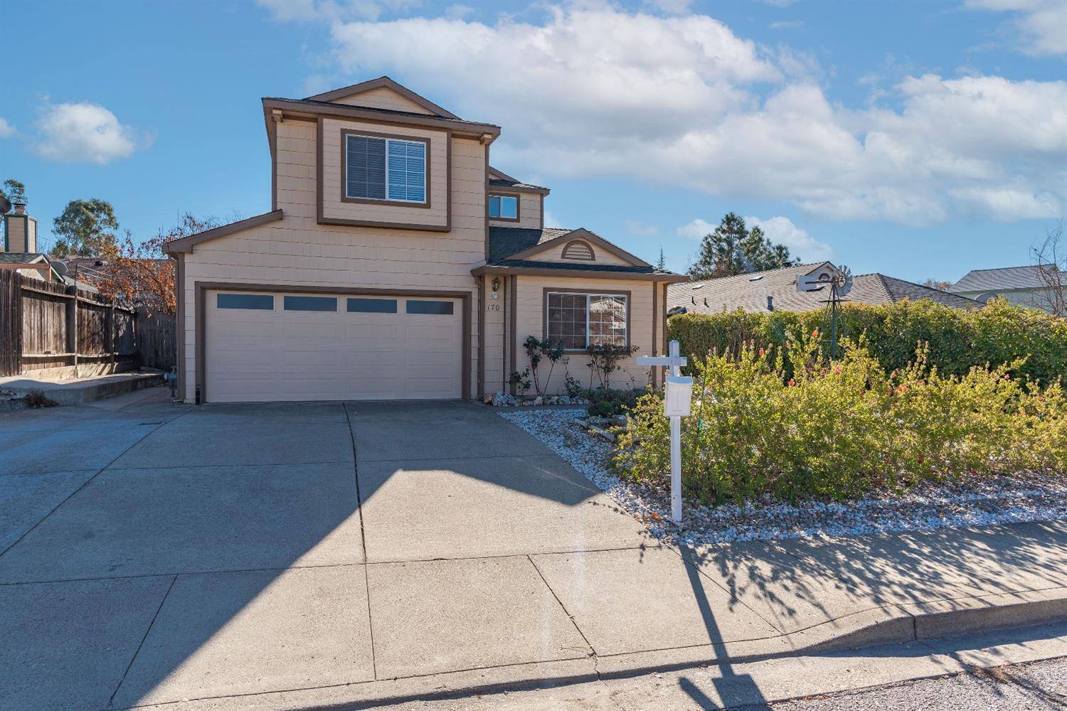 Jackson, CA 95642,170 Placer DR