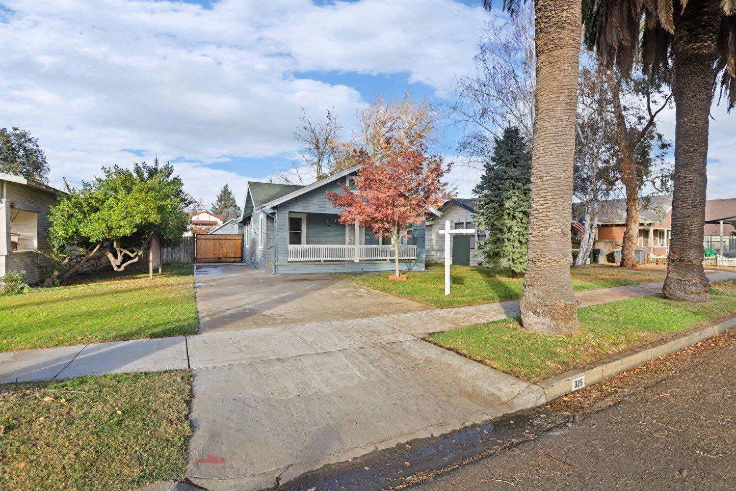 Lodi, CA 95240,325 E Oak ST