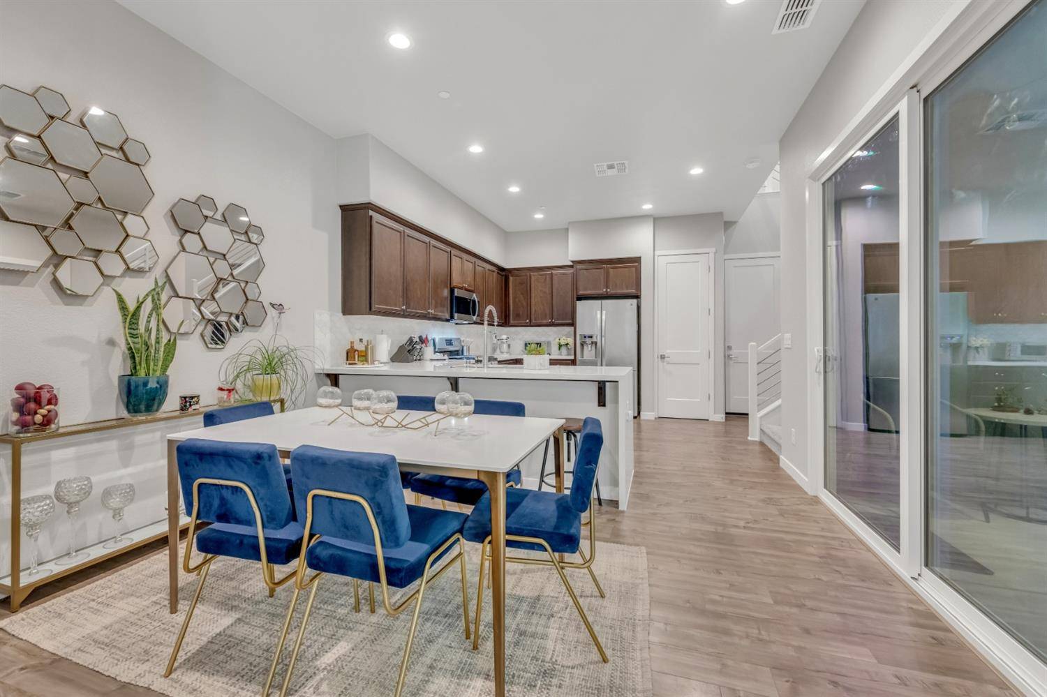 West Sacramento, CA 95691,3279 Hummingbird CT