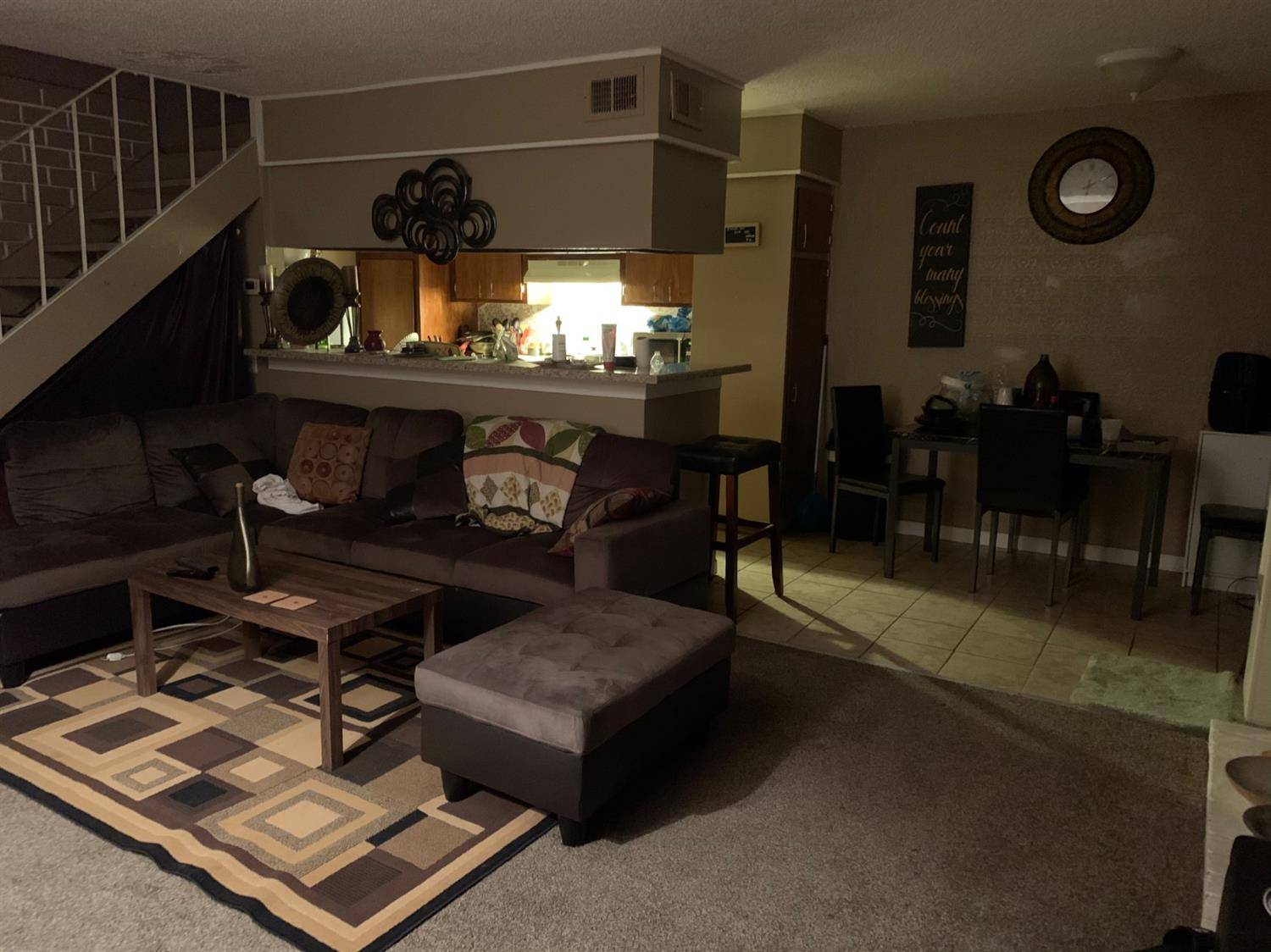 Sacramento, CA 95822,7562 24th ST