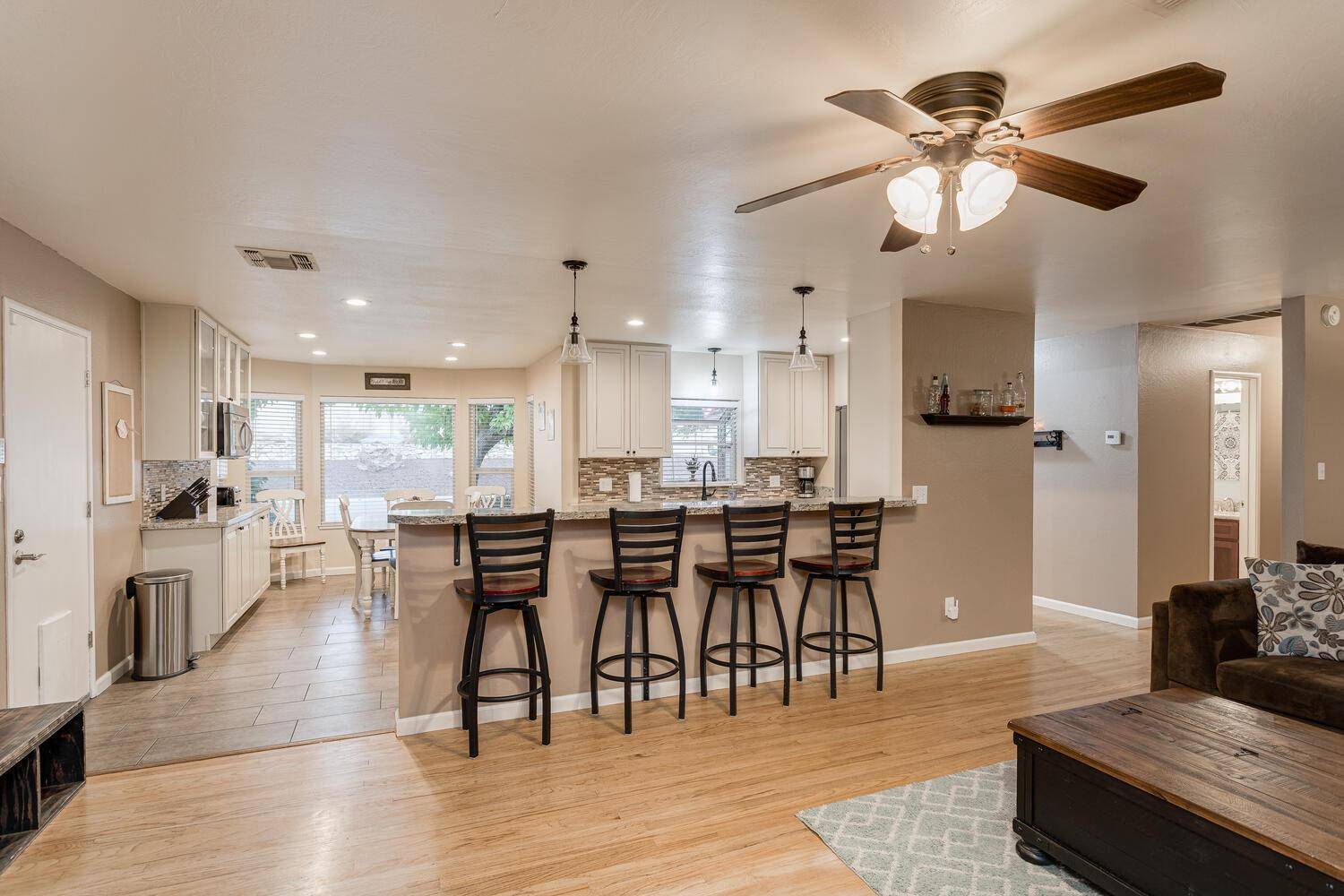 Fair Oaks, CA 95628,4600 Solano WAY