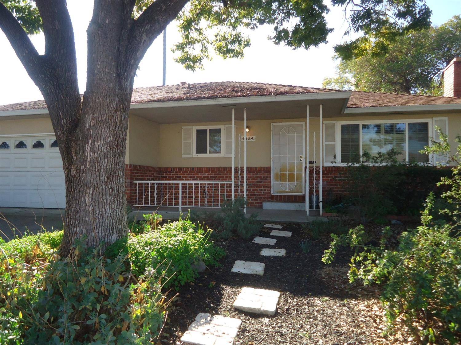 Sacramento, CA 95823,4524 A Parkway