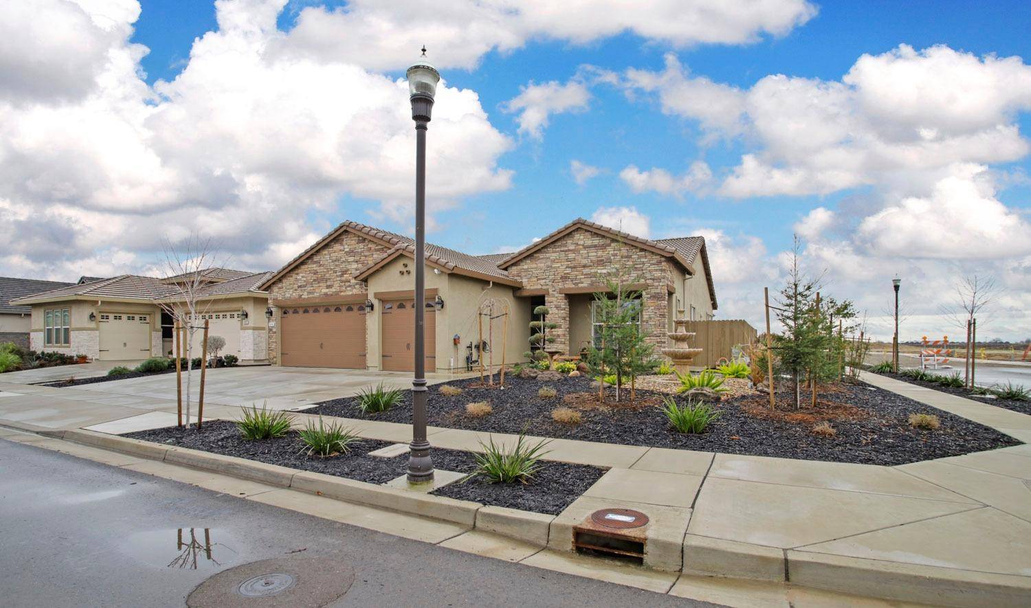 Lodi, CA 95242,2978 Fuchsia DR