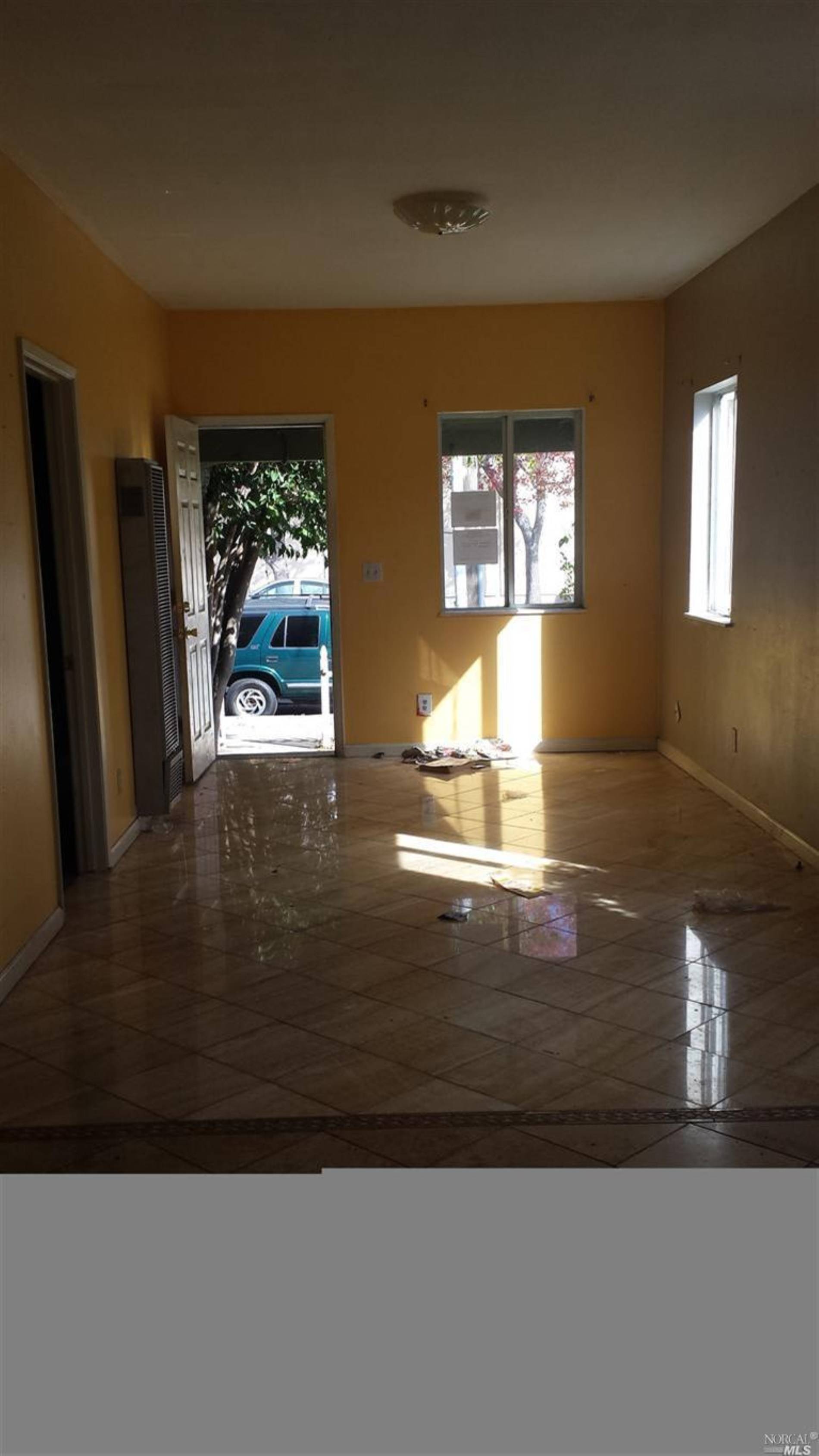 Hayward, CA 94541,23909 Watkins ST