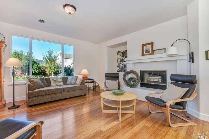 Dixon, CA 95620,1615 Fanning CT