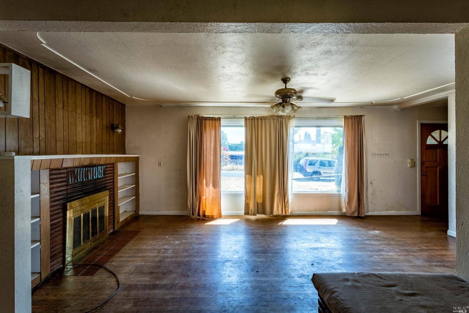 Redding, CA 96002,2288 Oxford RD