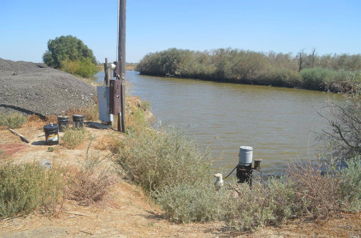 Dixon, CA 95620,0 FRY RD