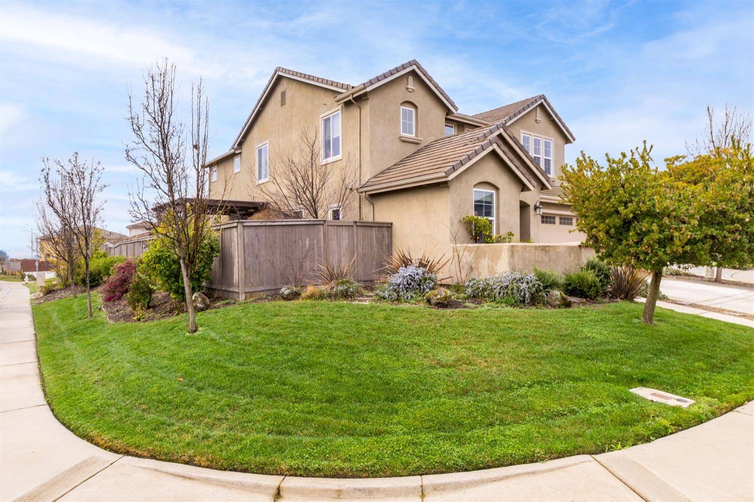 Rancho Cordova, CA 95742,11876 Aspen Heights CT