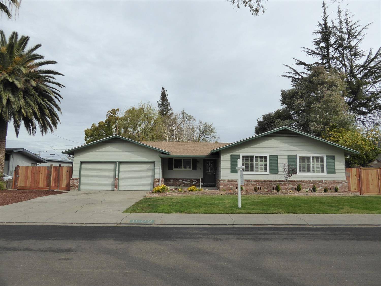 Stockton, CA 95207,1609 Cameron WAY