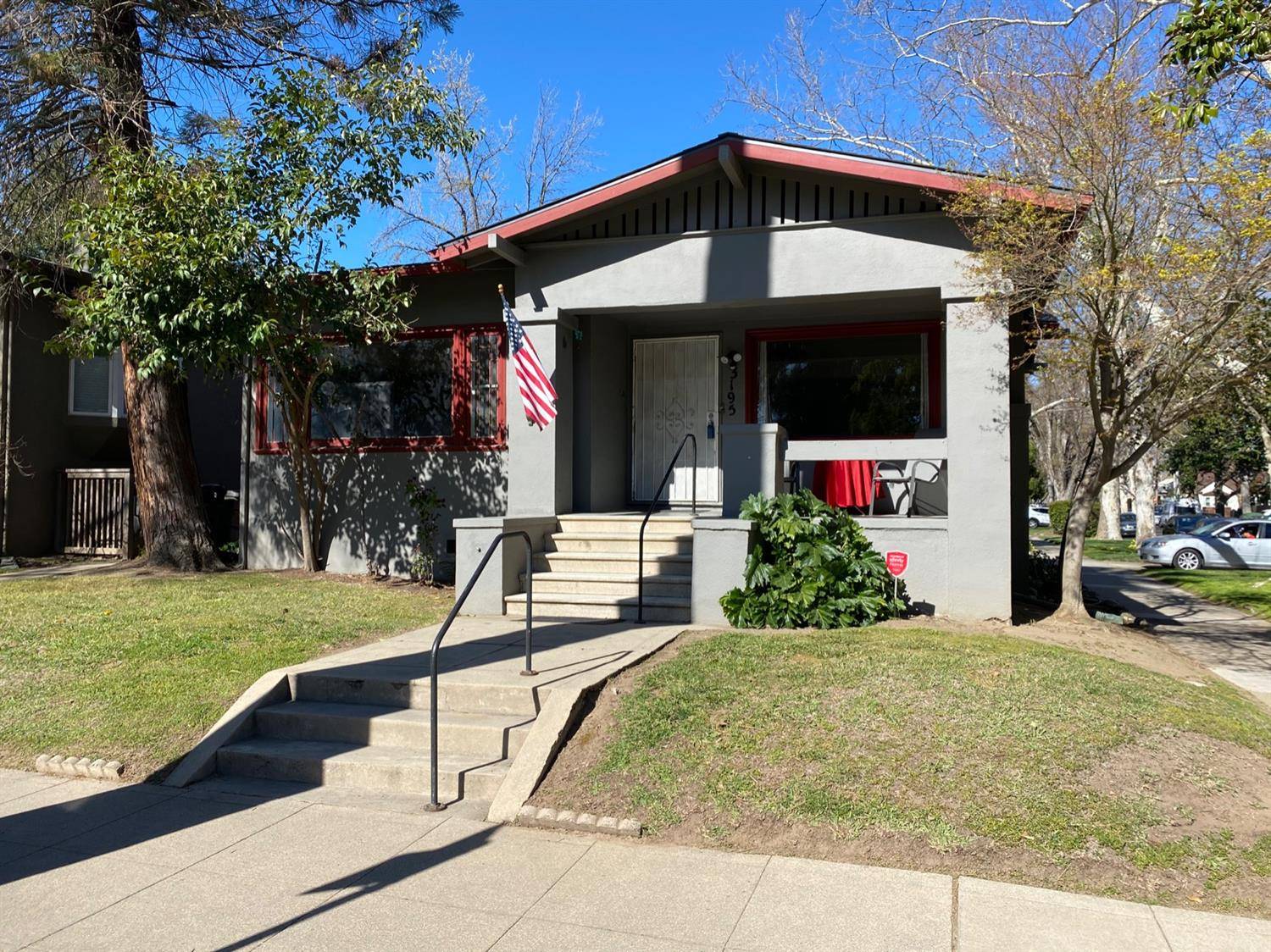 Sacramento, CA 95816,3195 Mckinley BLVD