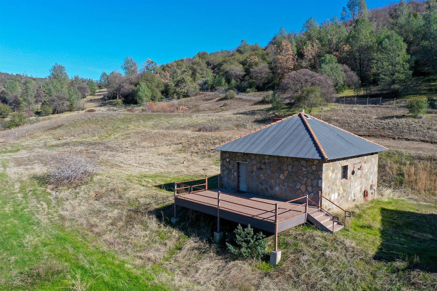 North San Juan, CA 95960,19565 Pleasant Valley RD