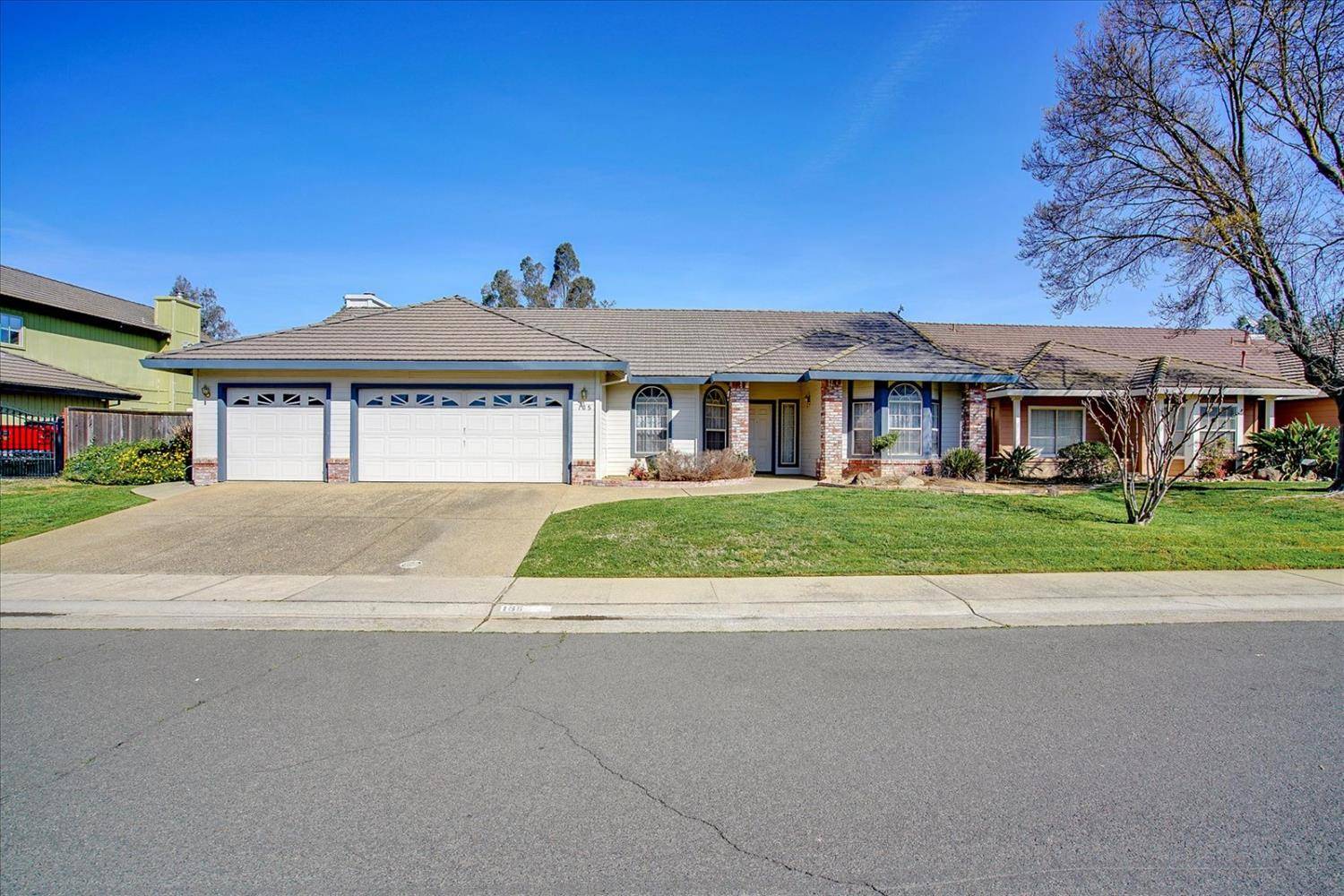 Galt, CA 95632,165 Teal LN