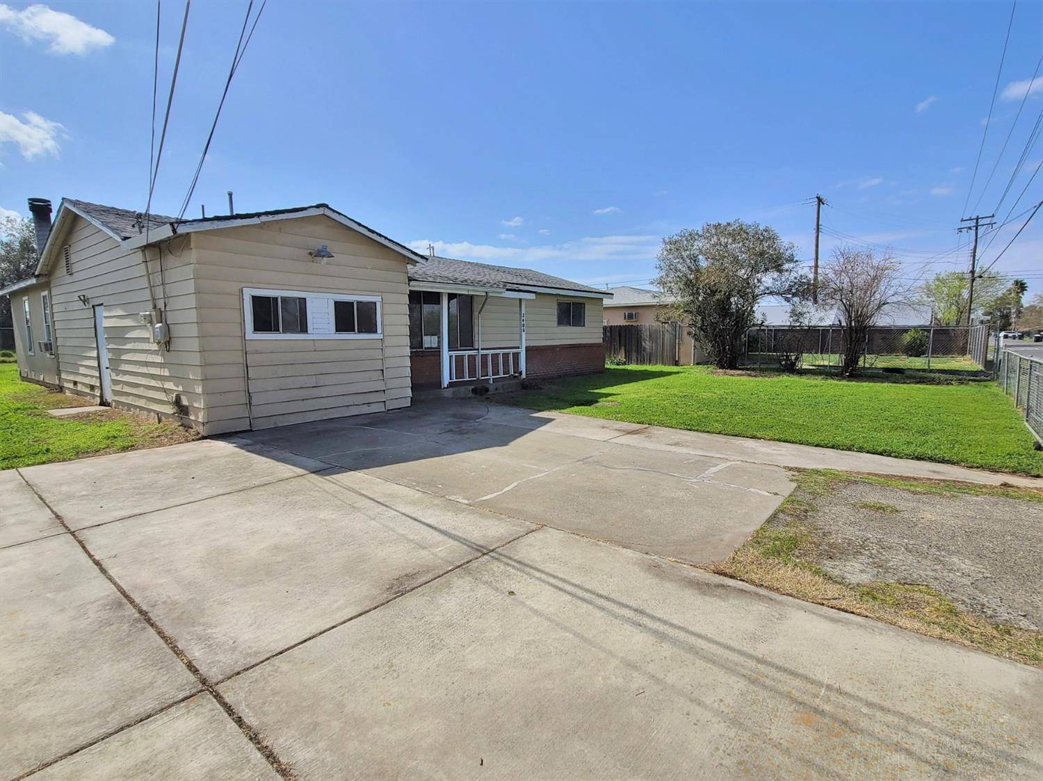 Rio Linda, CA 95673,2406 I ST