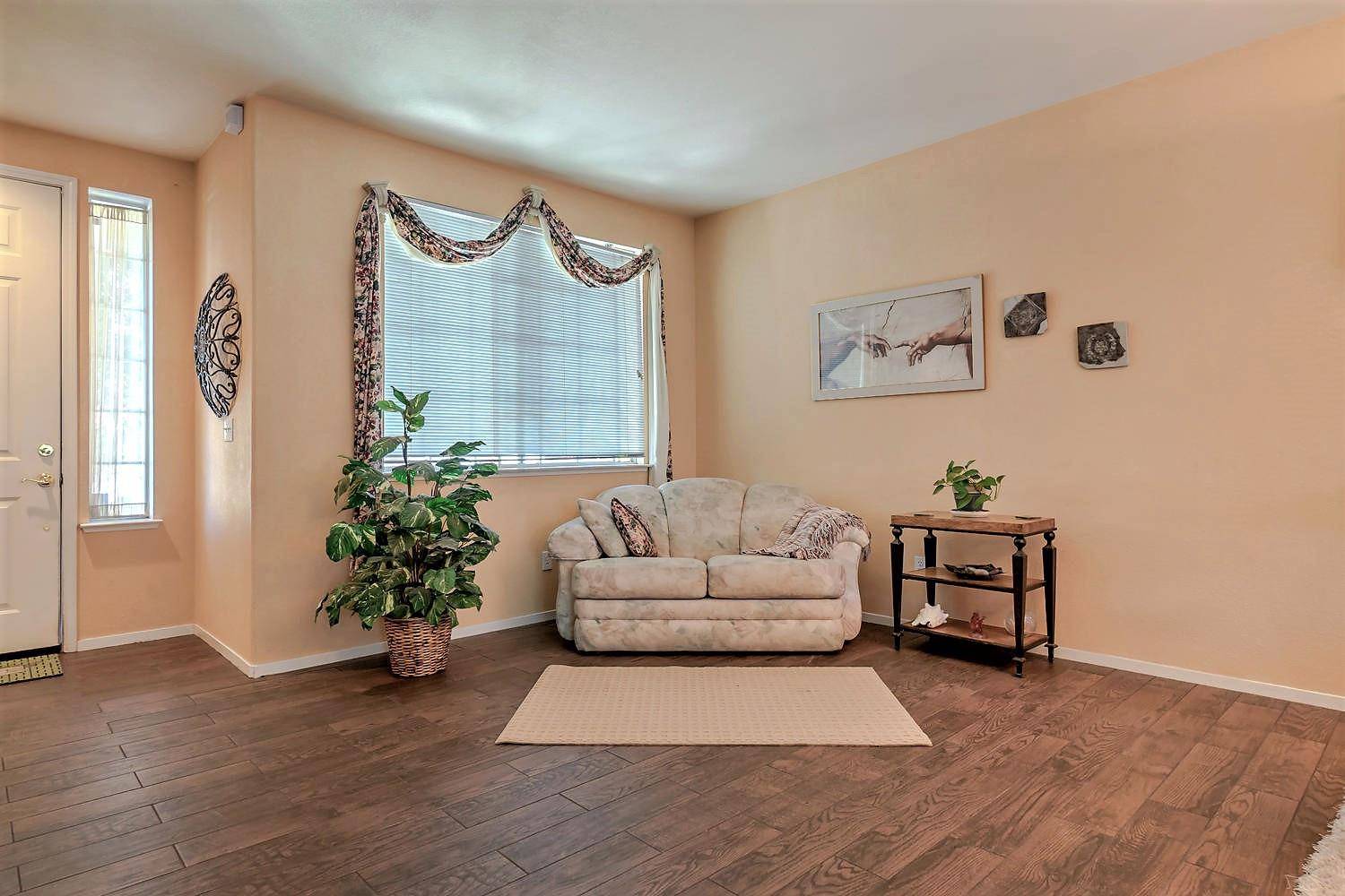 Woodland, CA 95776,1632 Craft DR