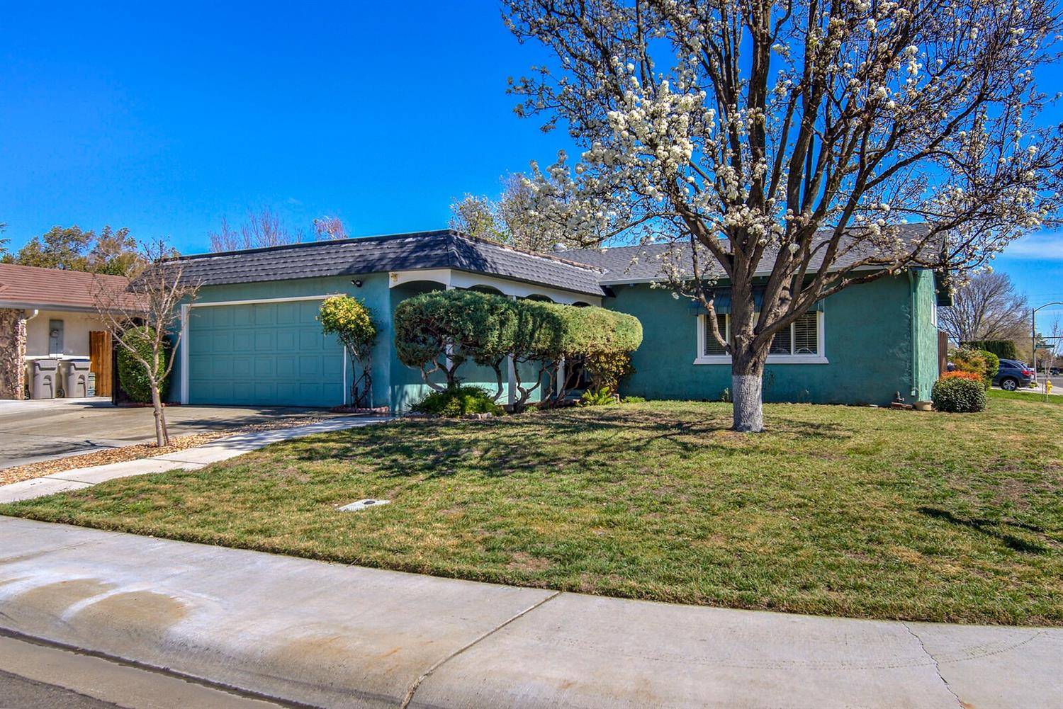 Woodland, CA 95695,1729 Bella Casa DR