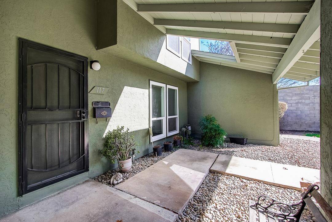 West Sacramento, CA 95691,117 Touchstone PL