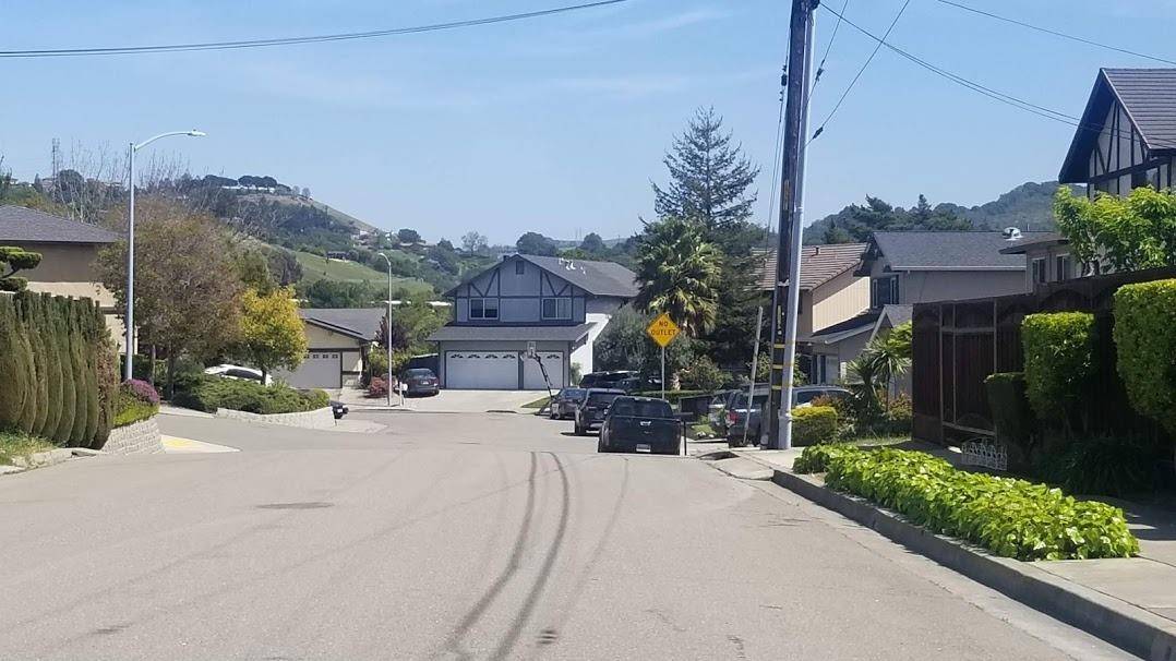 Castro Valley, CA 94546,5113 James AVE