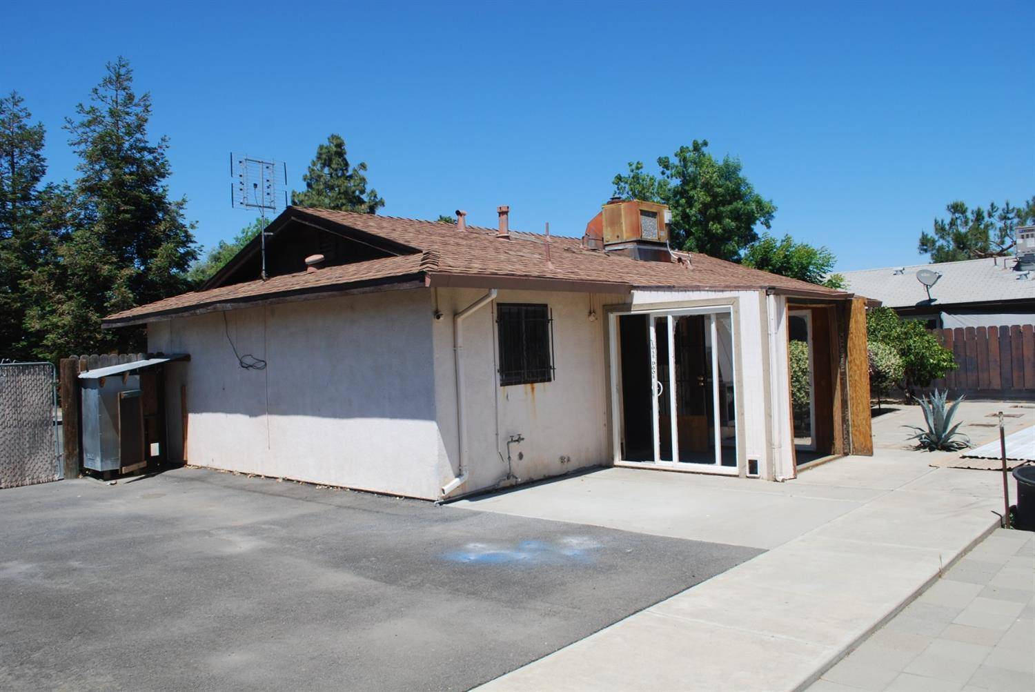 Modesto, CA 95351,1209 Roselawn