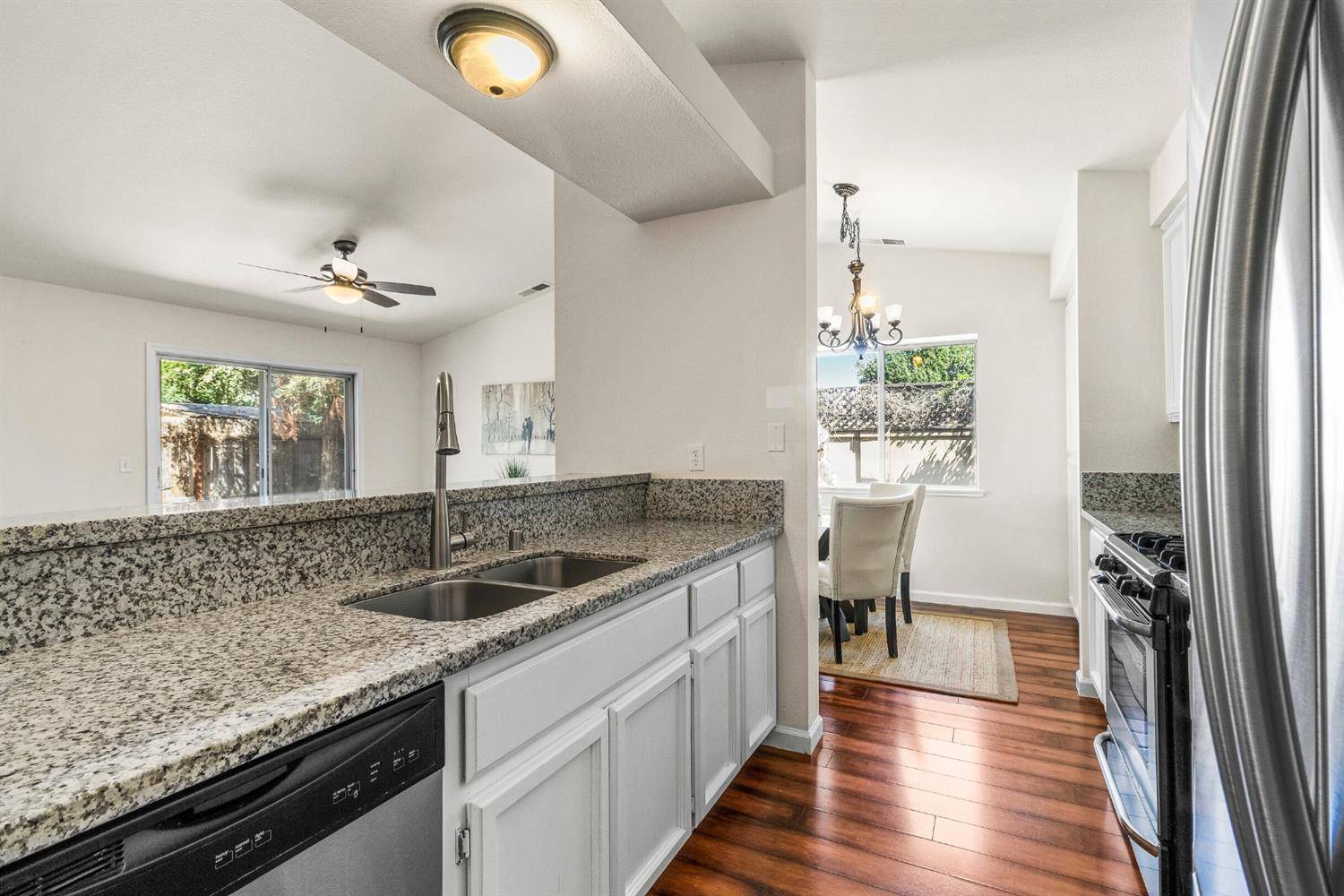 Galt, CA 95632,110 Matthew CT