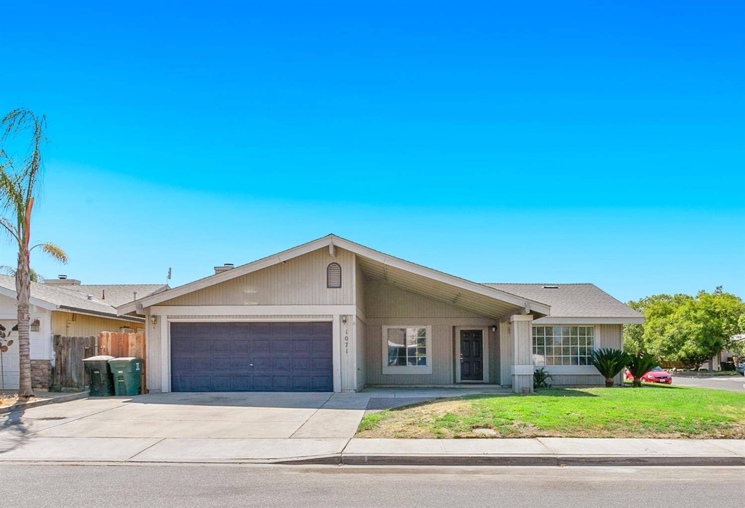 Livingston, CA 95334,1071 Fruitbasket LN