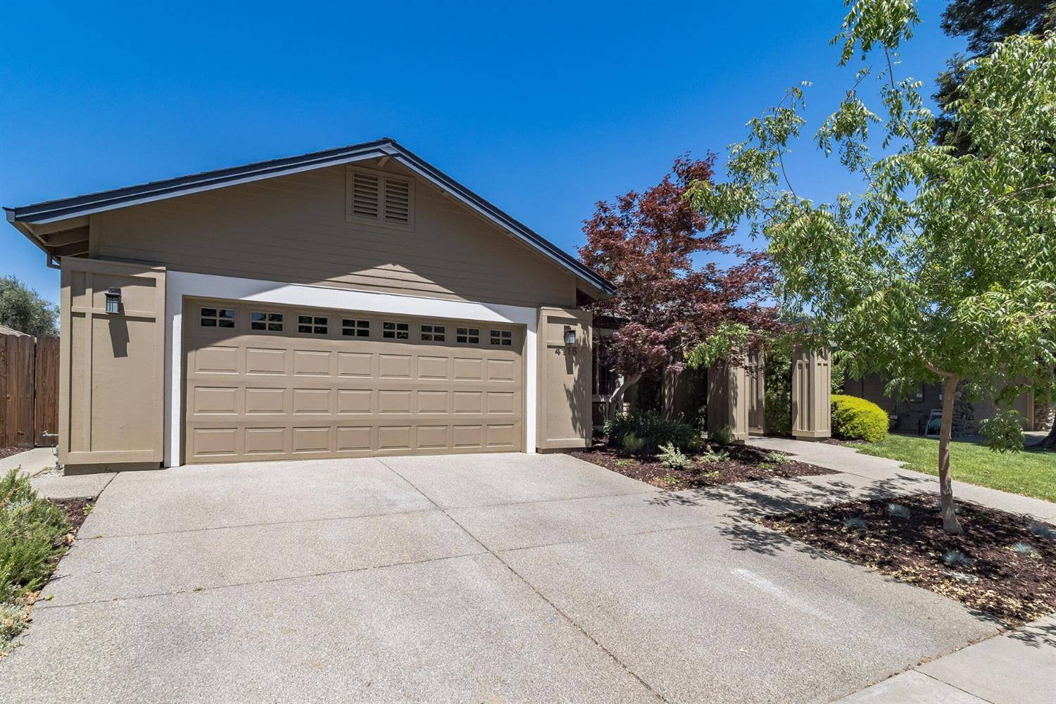 Davis, CA 95618,4115 Tallow PL