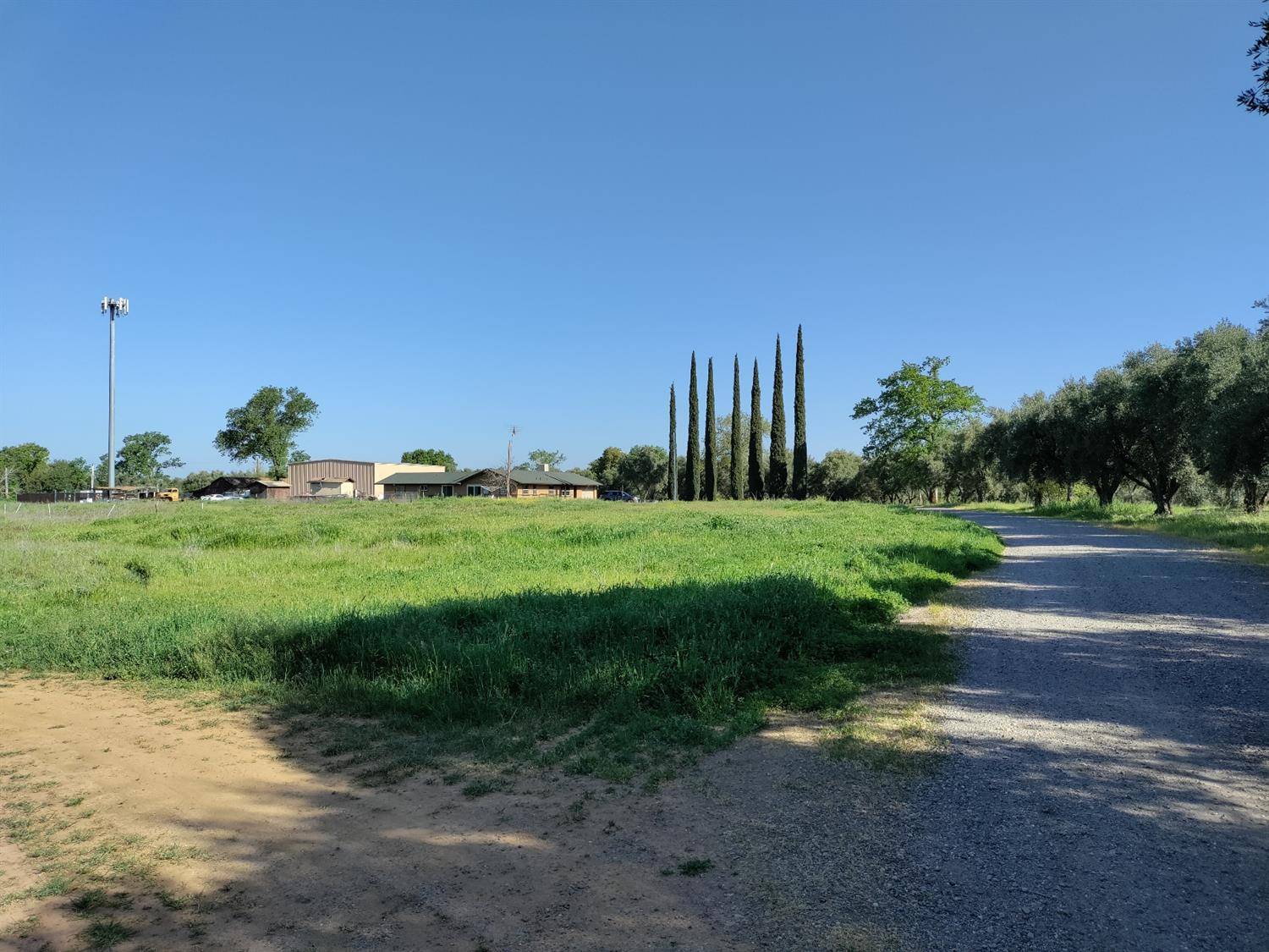 Oroville, CA 95966,2660 Louis AVE