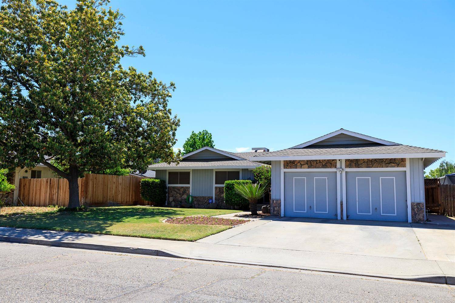 Turlock, CA 95382,424 Gettysburg ST